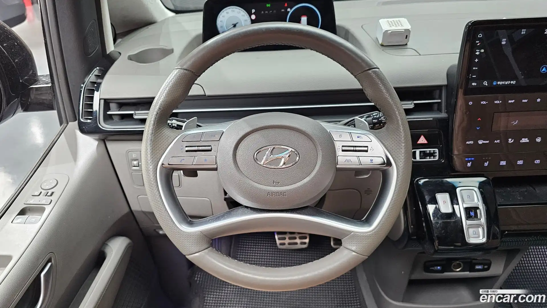 Staria Hyundai 2024.0-OPTION-017