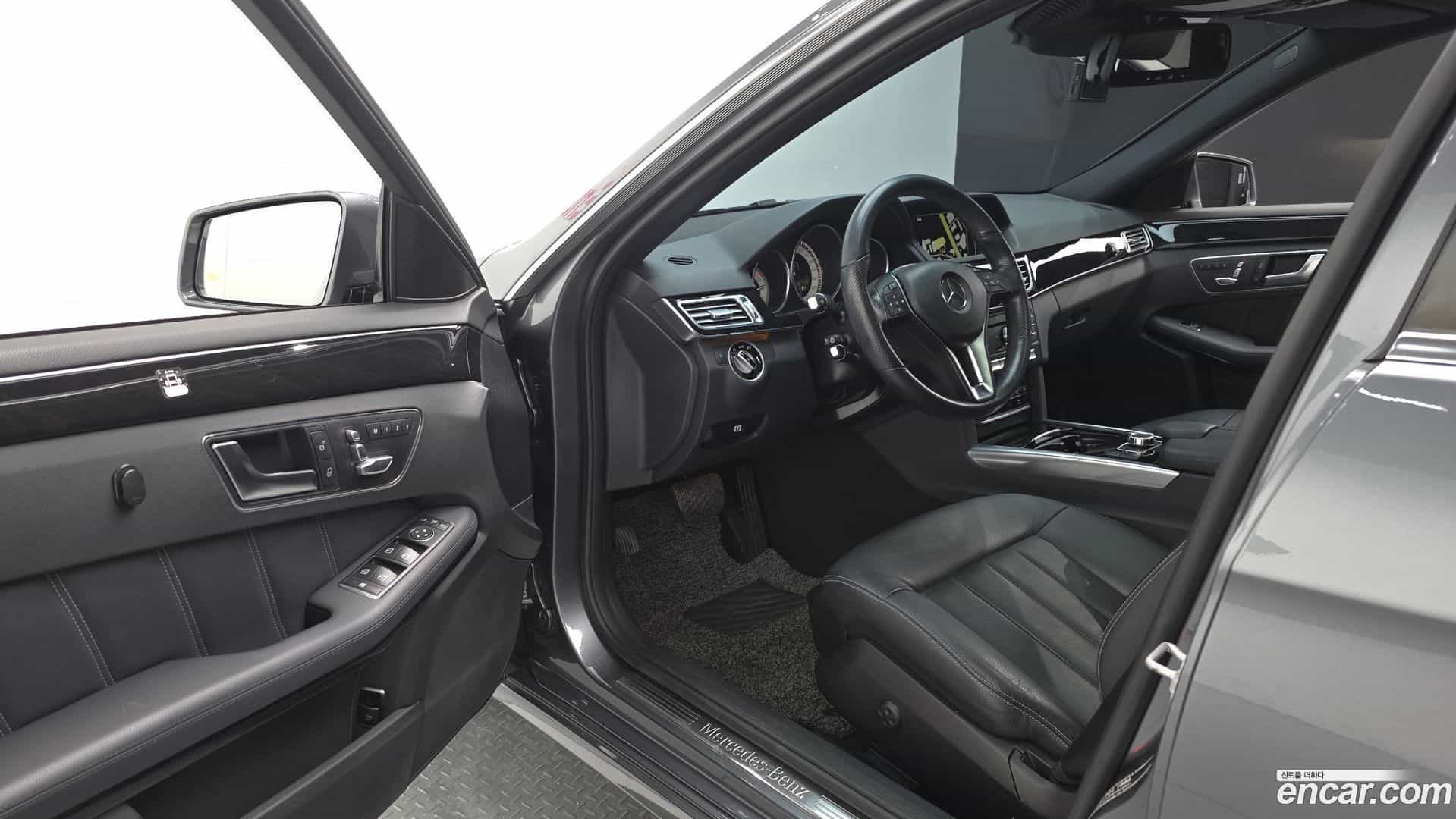 E-Class Mercedes-Benz 2015.7-INNER-010