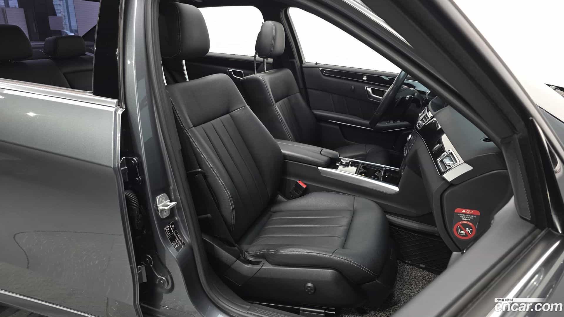 E-Class Mercedes-Benz 2015.7-INNER-036