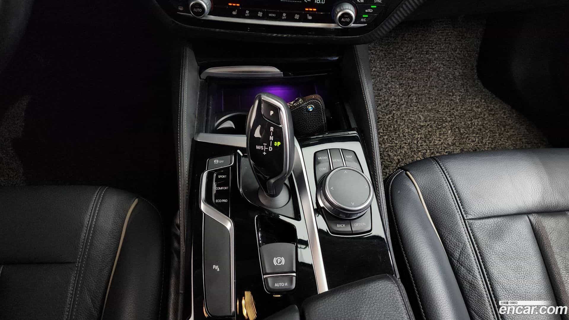 5-Series BMW 2017.11-INNER-009