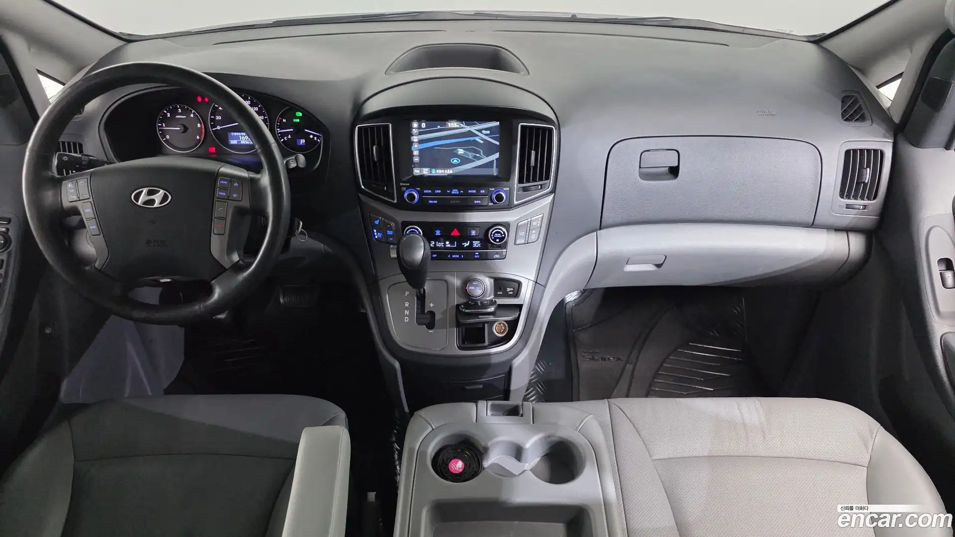 Starex Hyundai 2016.6-INNER-007