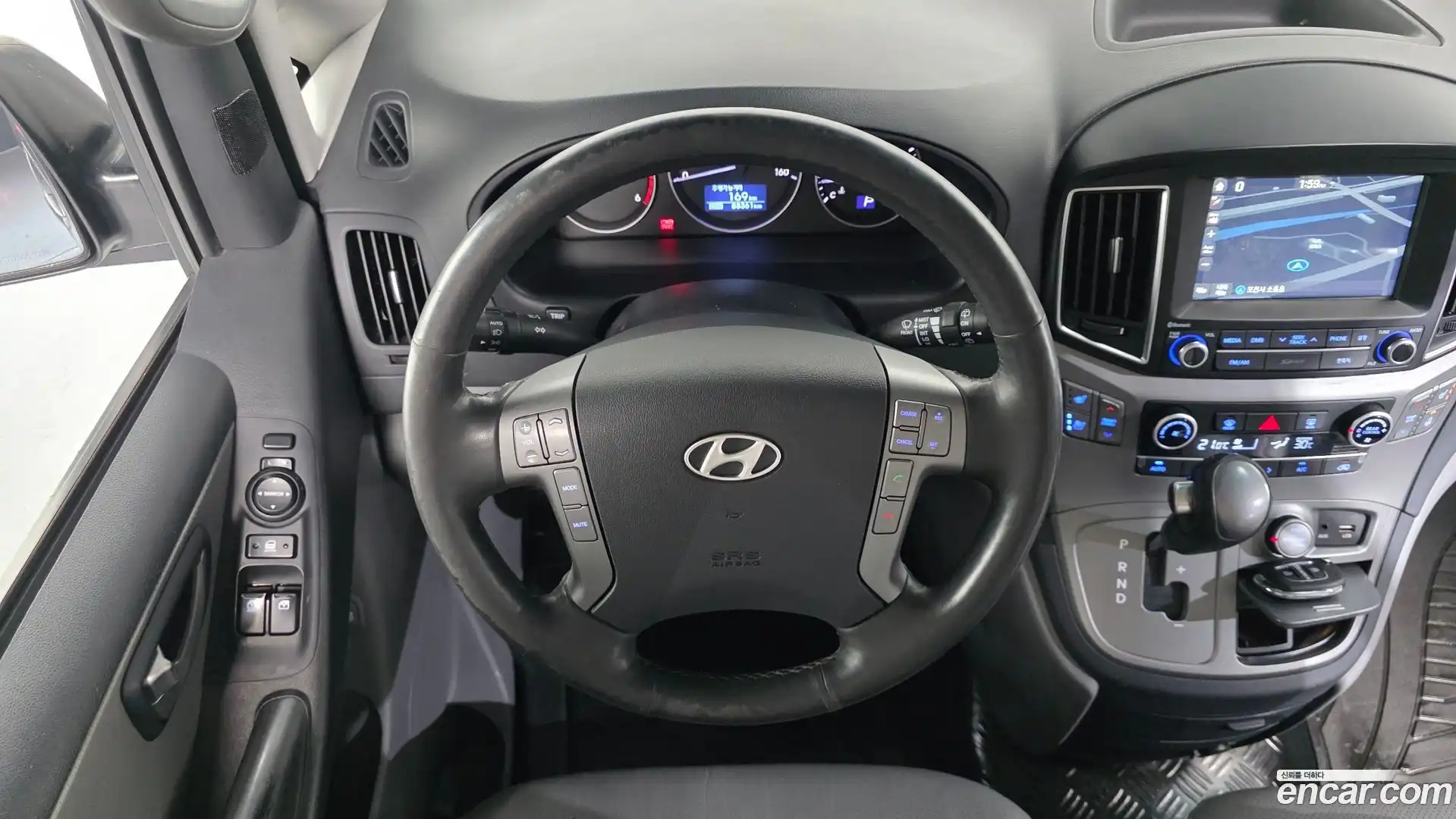 Starex Hyundai 2016.6-OPTION-019