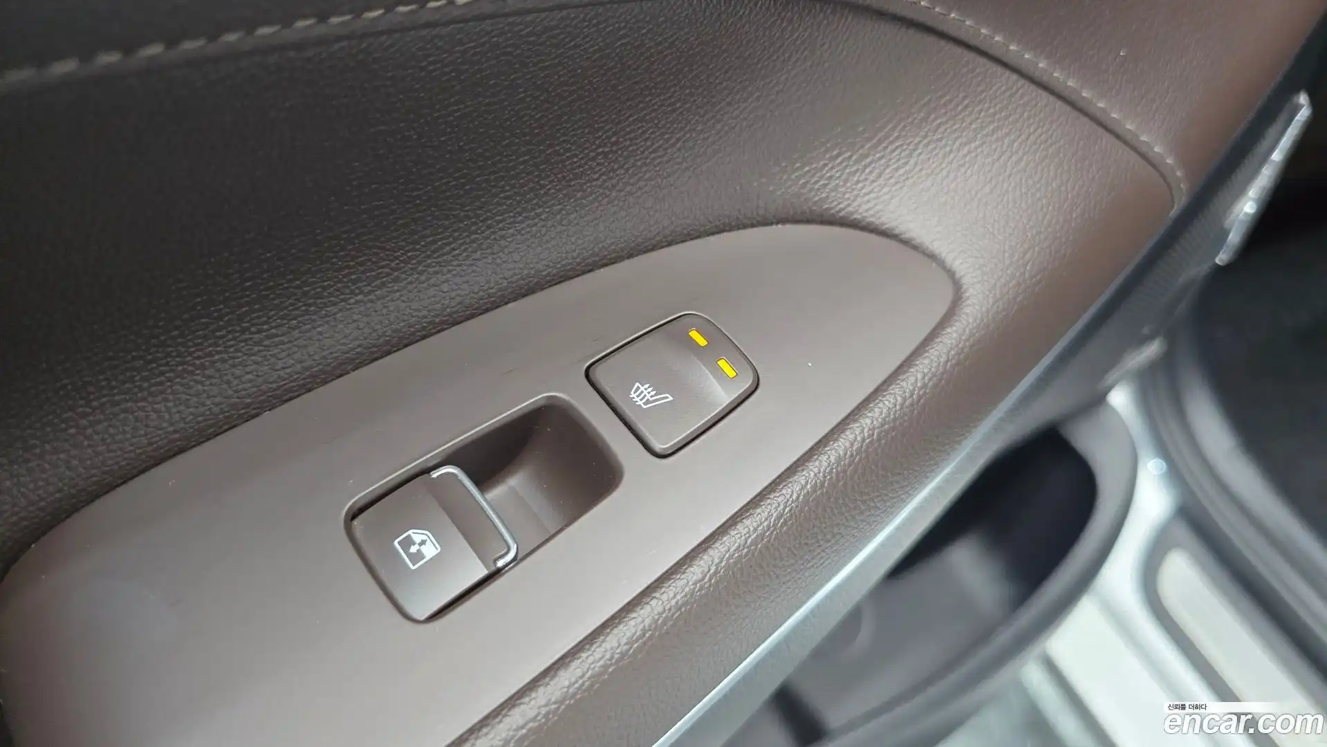 Grandeur Hyundai 2022.1-OPTION-022
