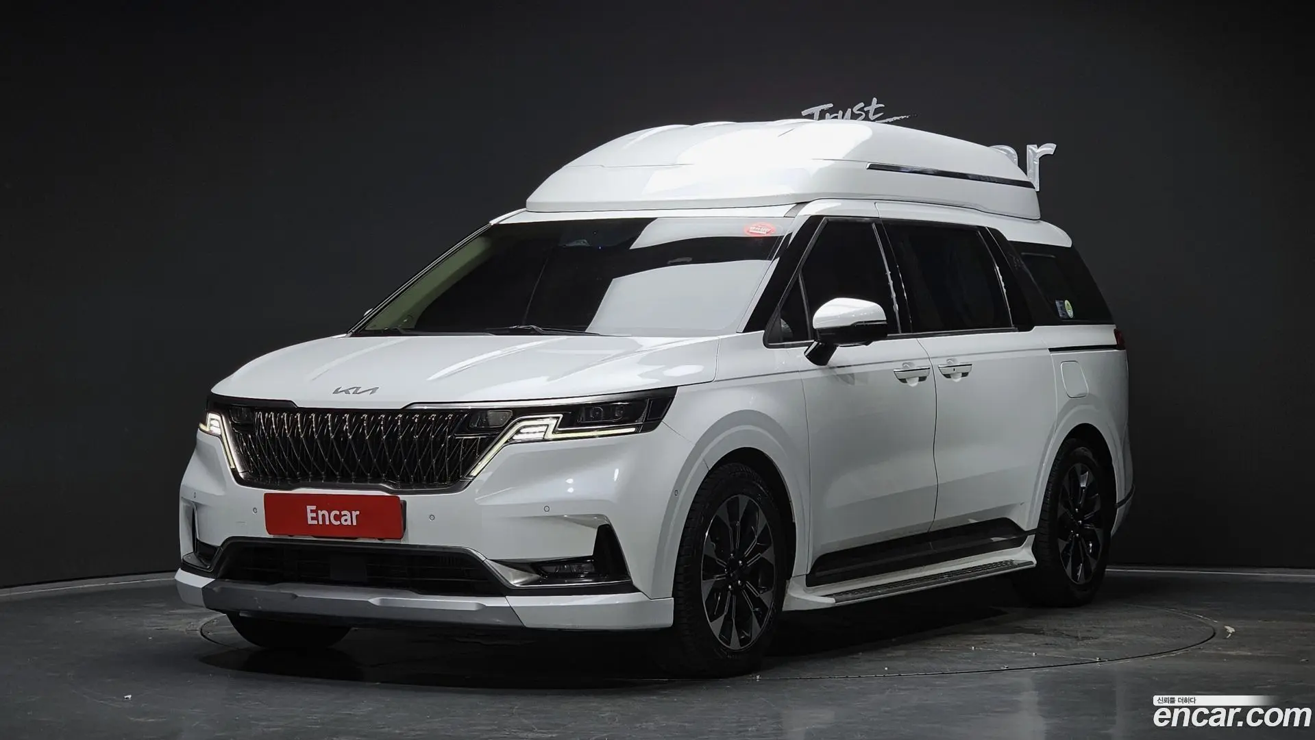 Main__Slider__Photo:Canival Kia 2021.8-0