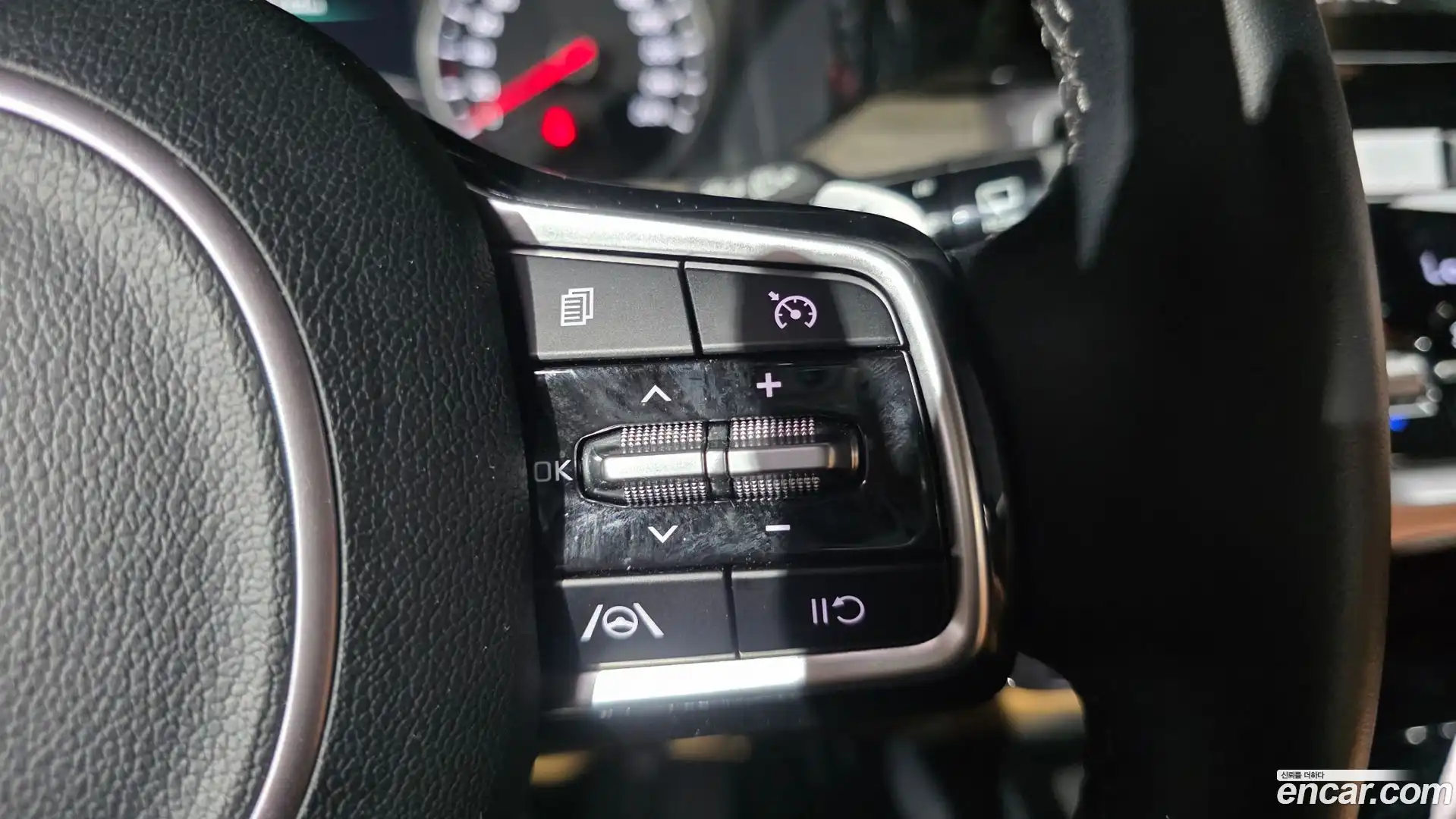 Sorento Kia 2023.4-OPTION-019