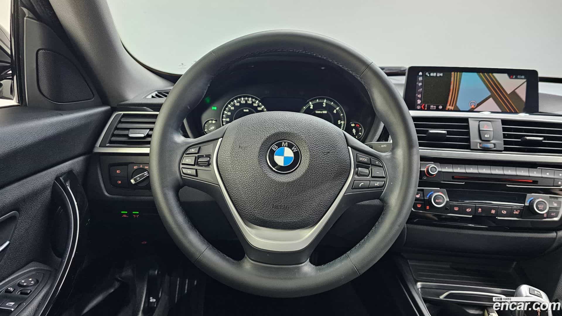 Gran Turismo BMW 2019.9-OPTION-022