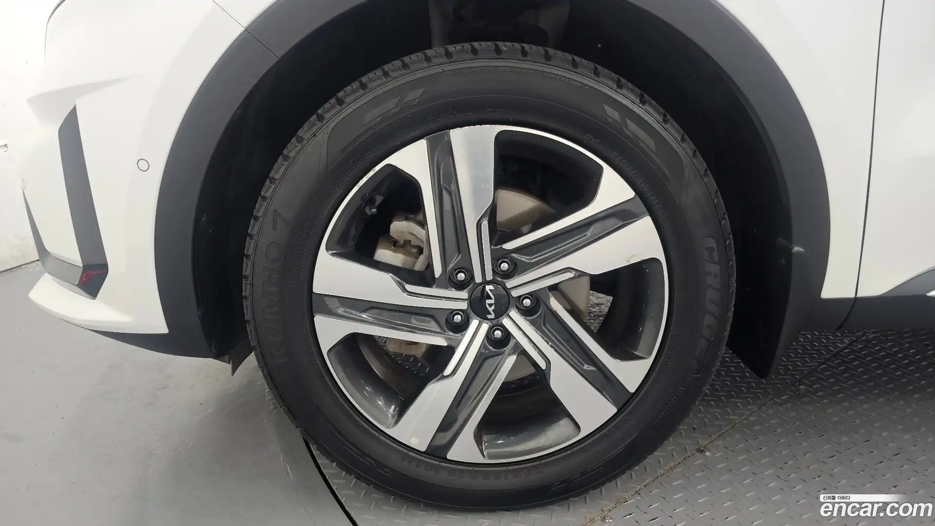 Sorento Kia 2023.6-OUTER-005