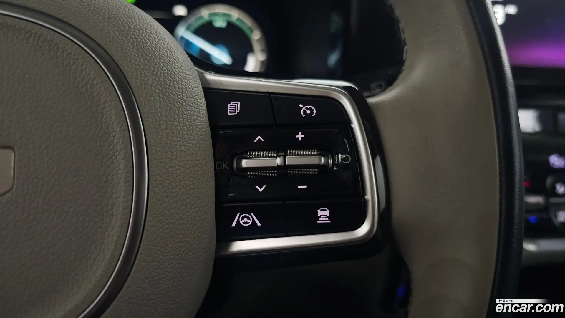 Sorento Kia 2023.6-OPTION-017