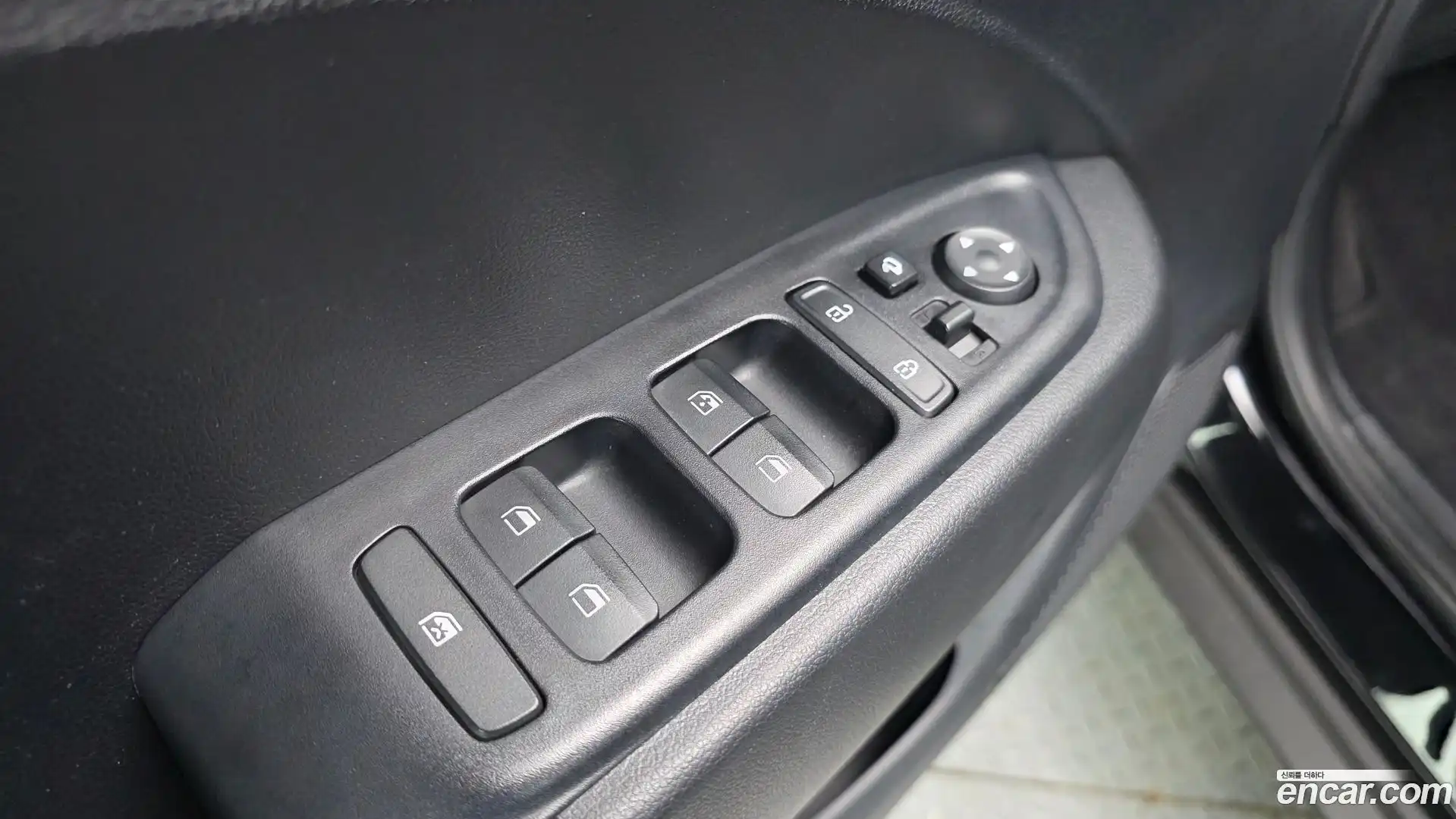 Venue Hyundai 2021.7-OPTION-016