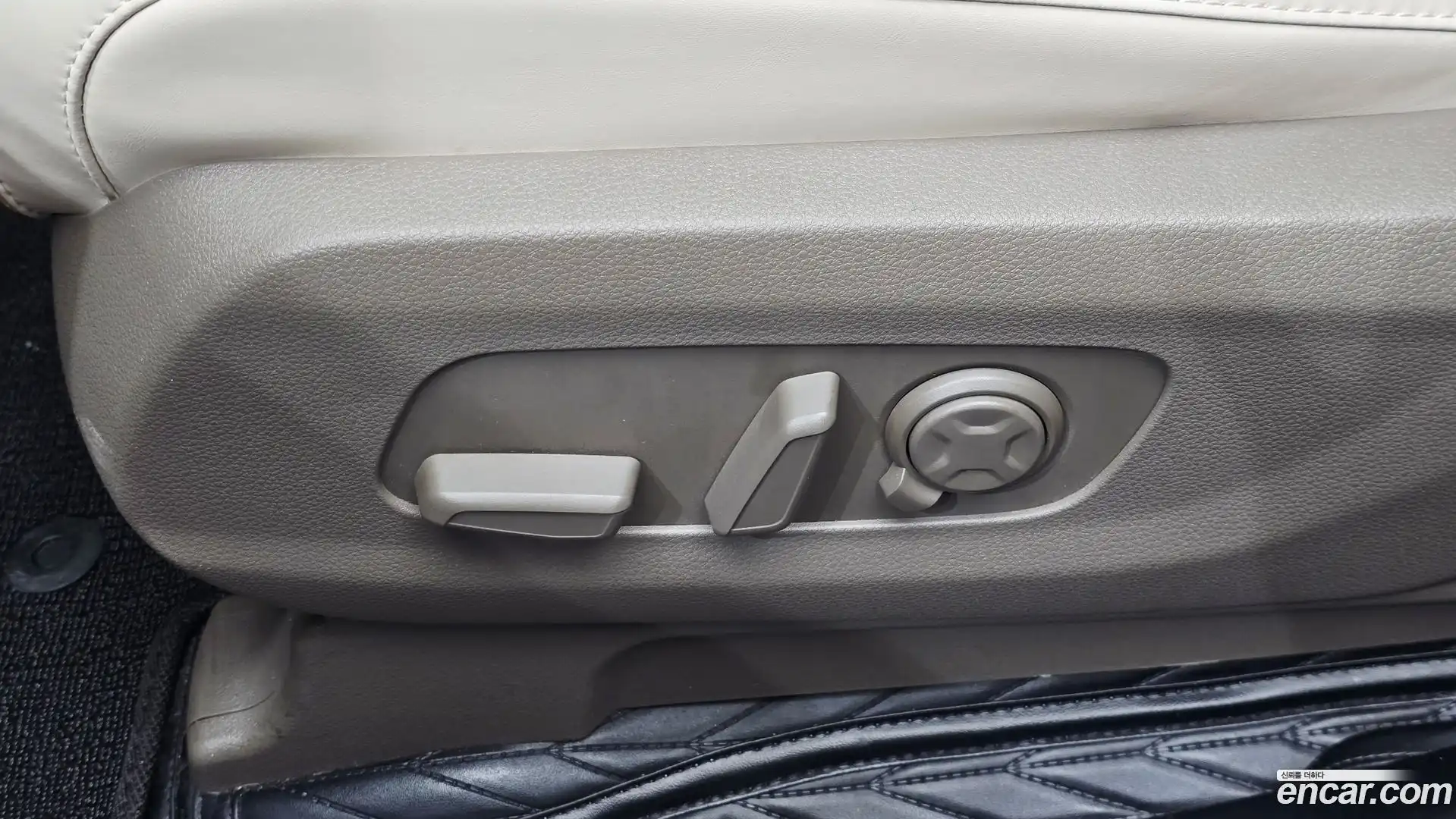 Canival Kia 2024.6-OPTION-047