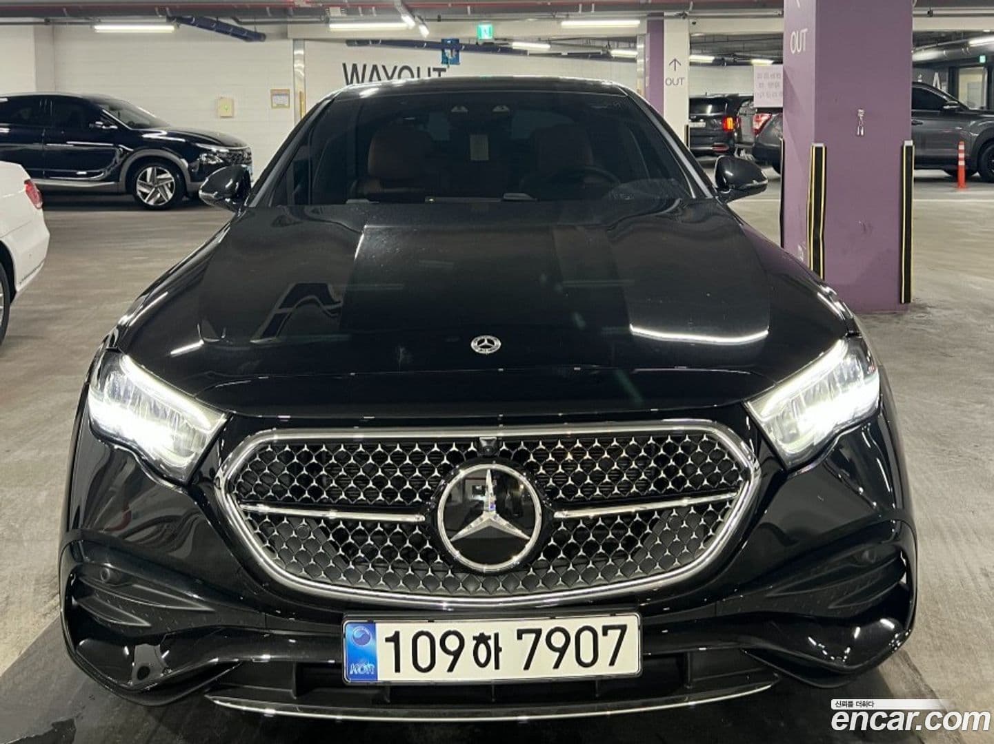 Main__Slider__Photo:E-Class Mercedes-Benz 2025.9-0