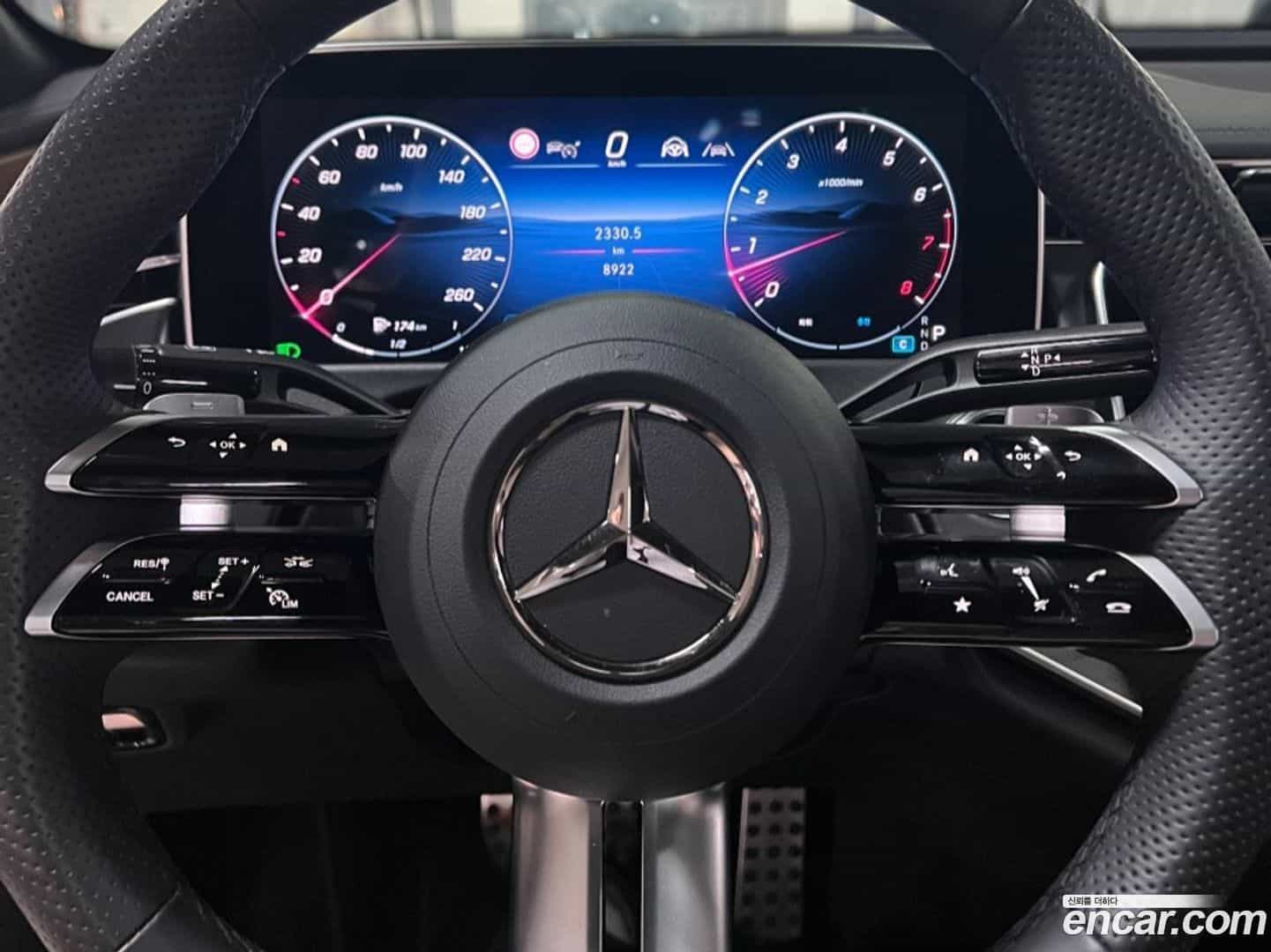E-Class Mercedes-Benz 2025.9-OUTER-006