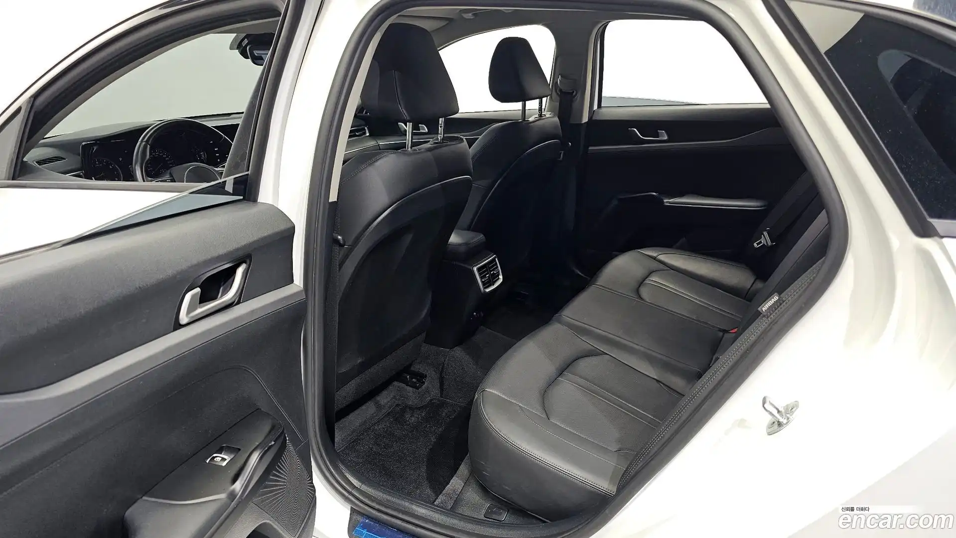 K5 Kia 2023.0-OPTION-016