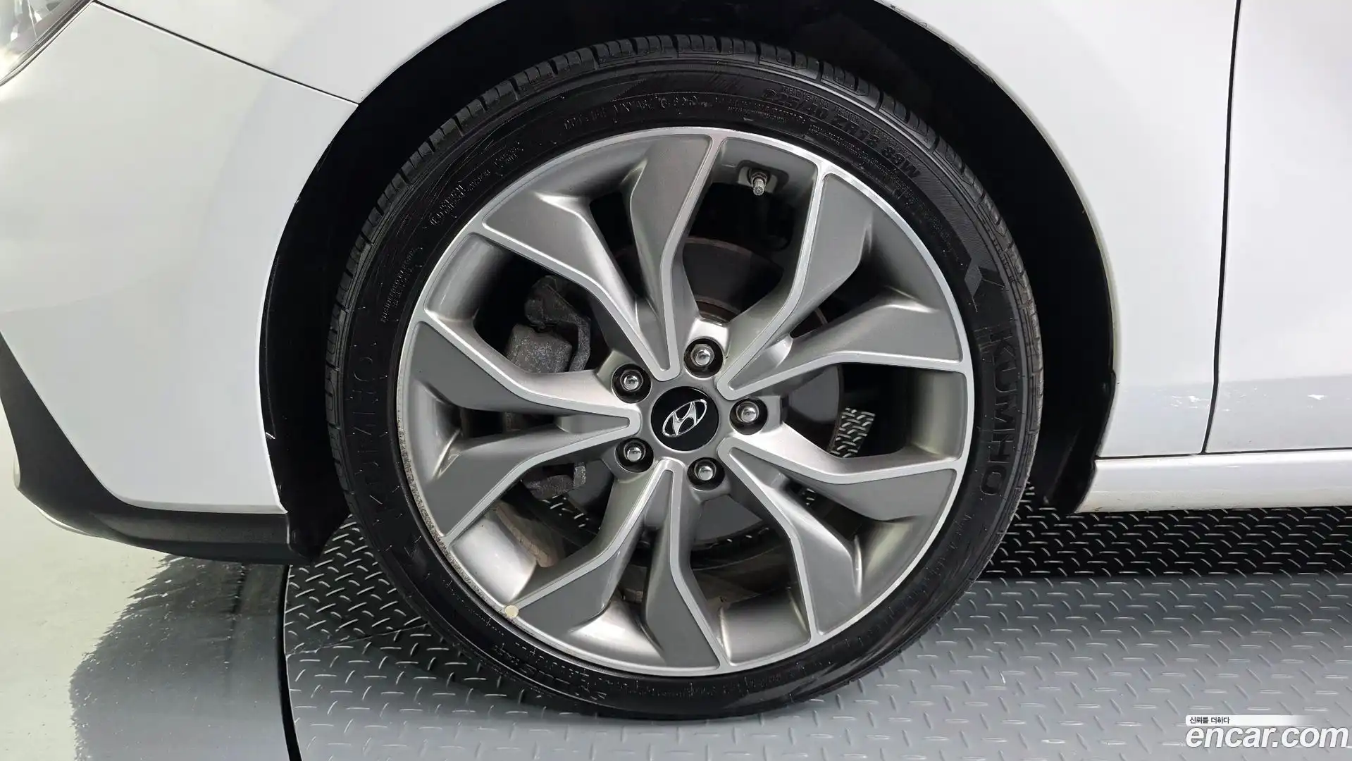 i30 Hyundai 2020.3-OUTER-005