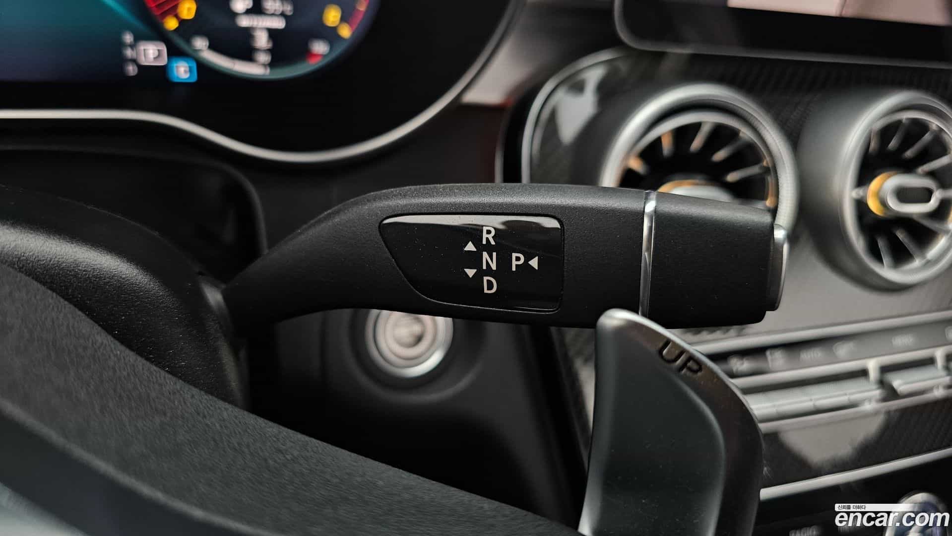 C-Class Mercedes-Benz 2019.11-INNER-009