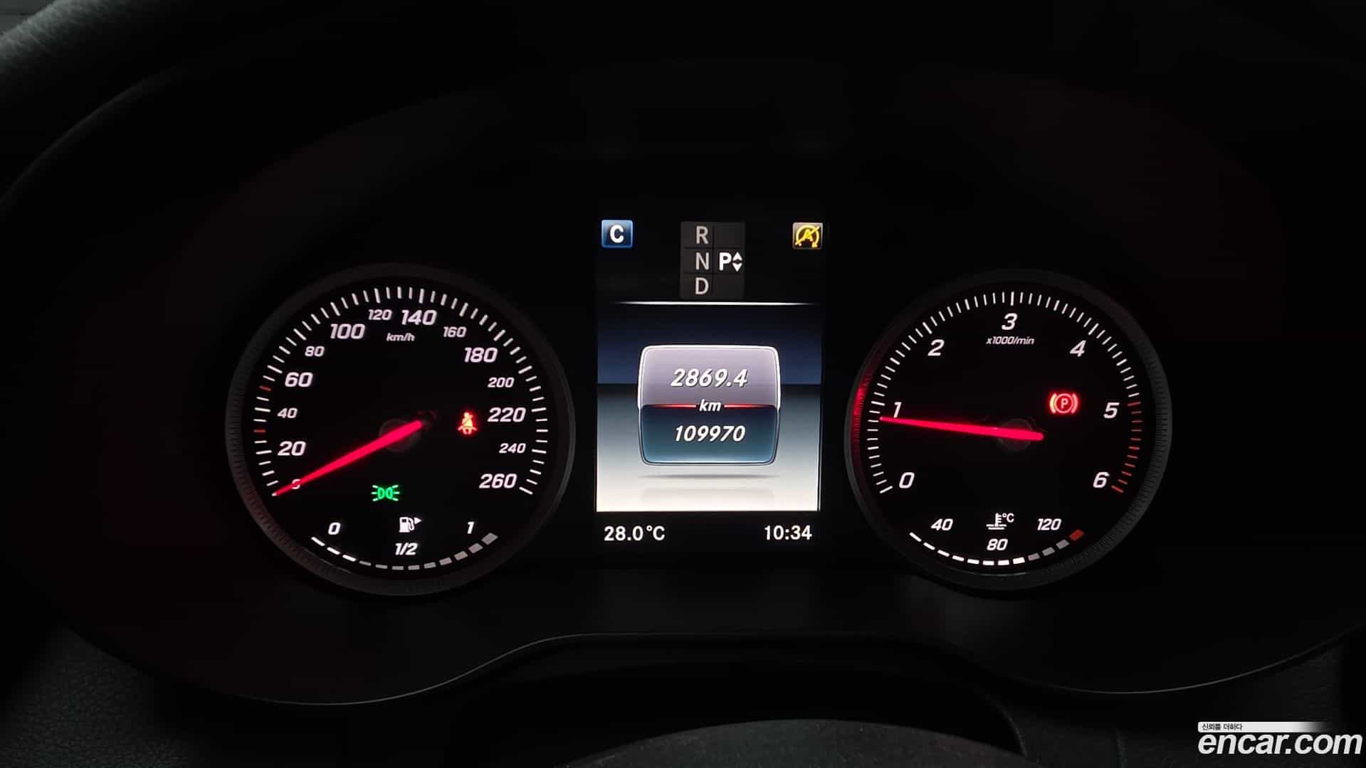 C-Class Mercedes-Benz 2018.4-INNER-008