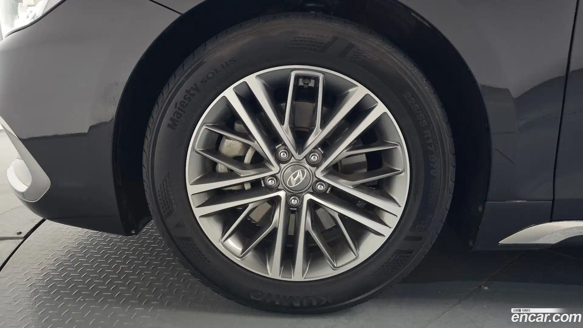Grandeur Hyundai 2017.7-OUTER-005