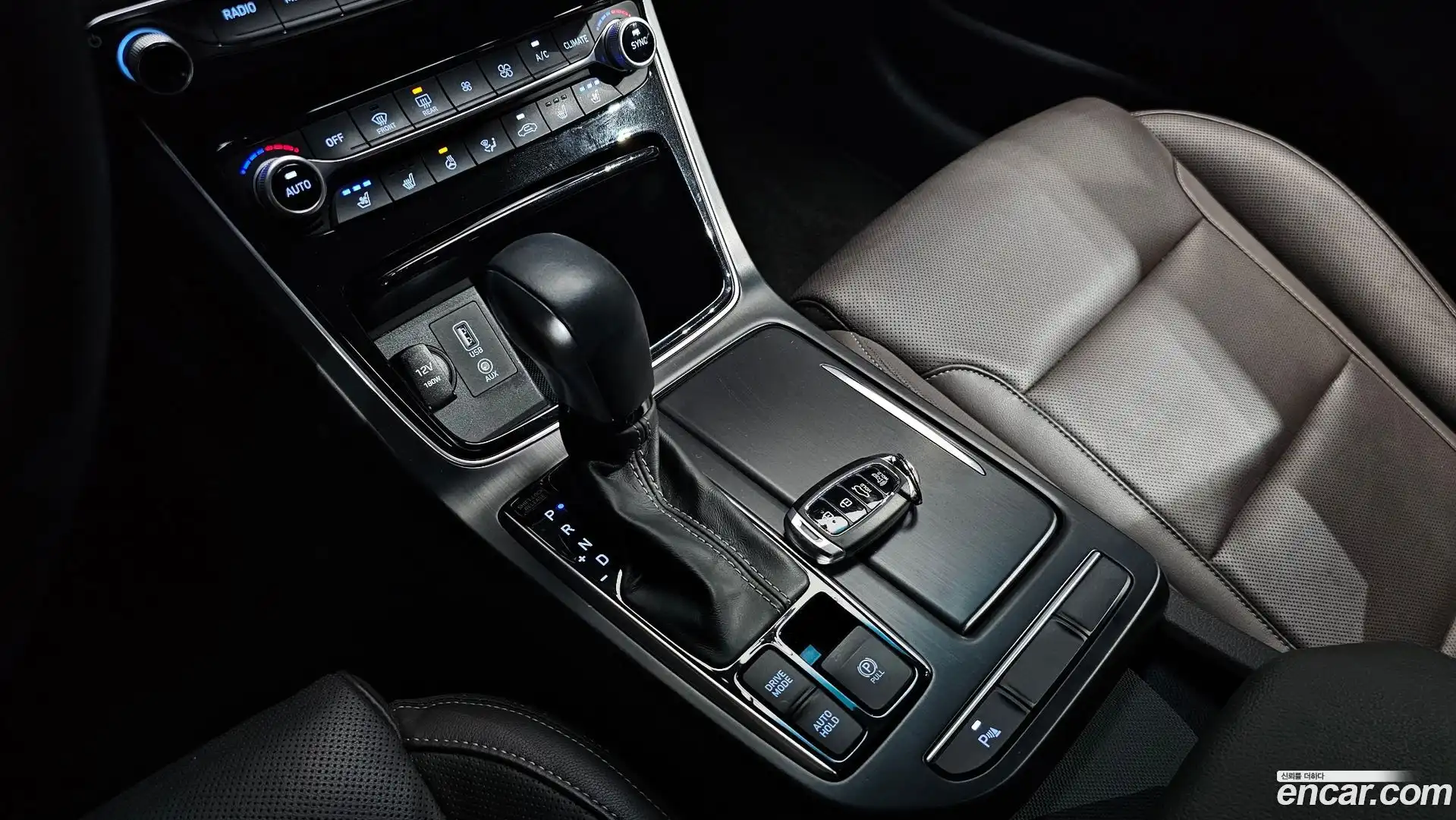 Grandeur Hyundai 2017.7-INNER-009