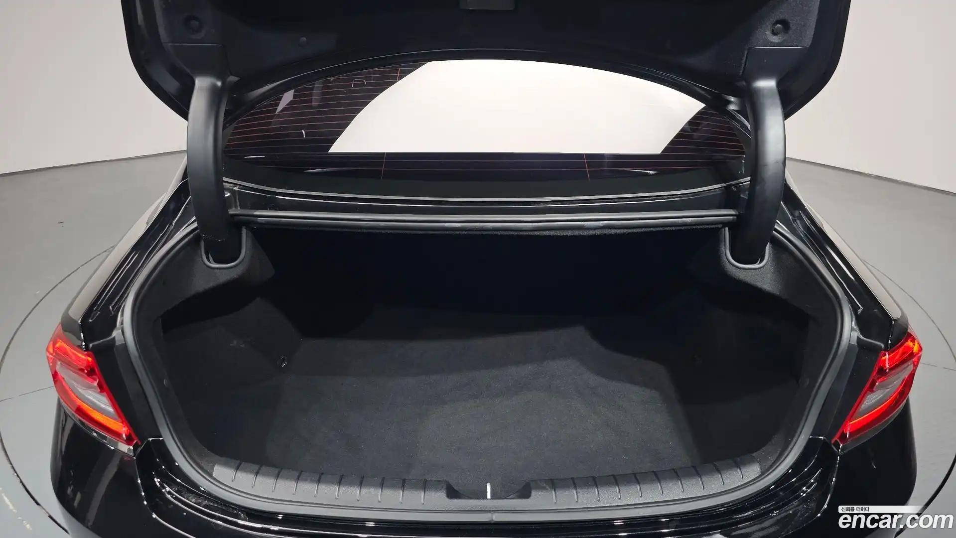 Grandeur Hyundai 2017.7-OPTION-024