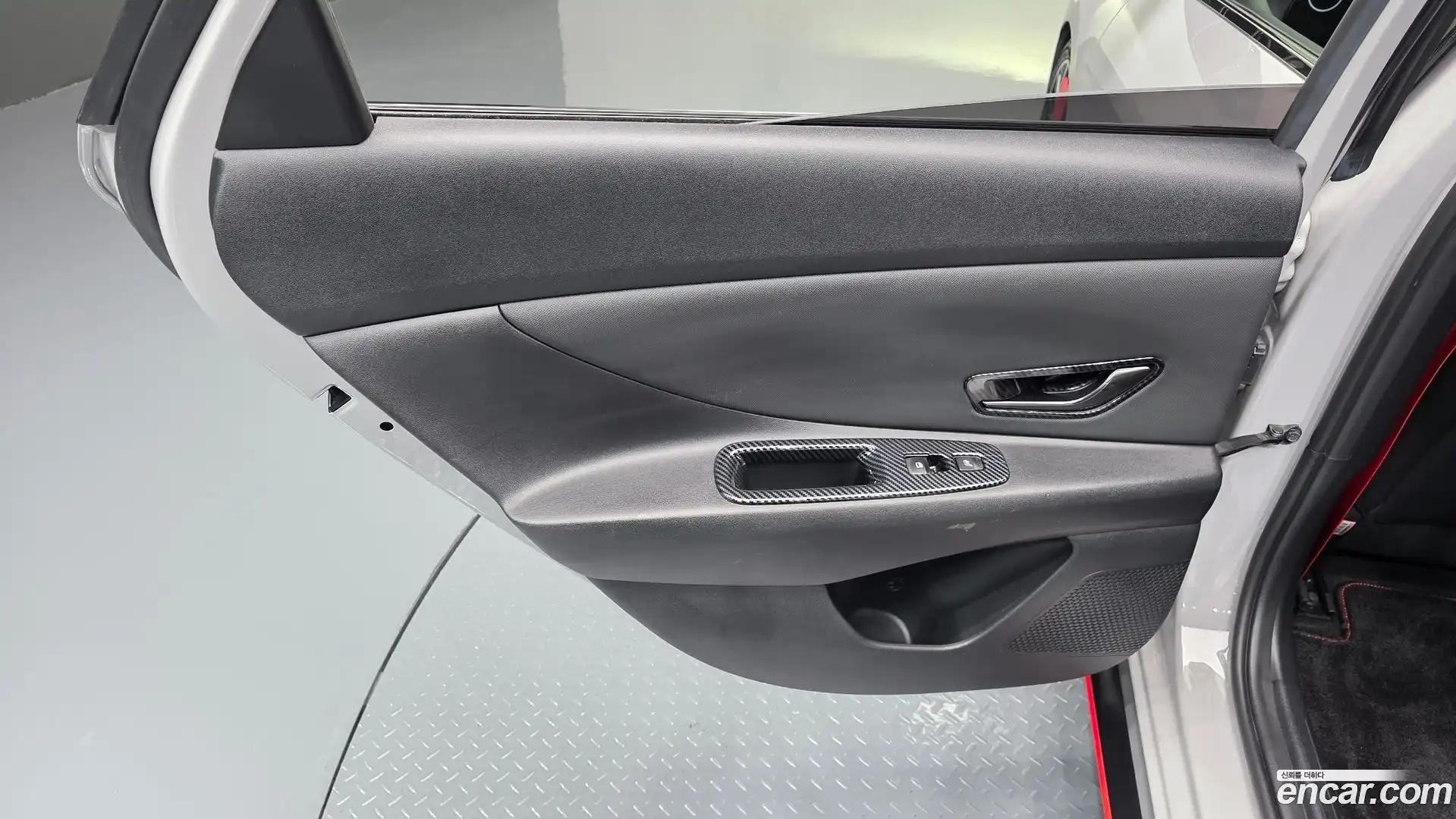 AVANTE Hyundai 2022.4-INNER-035