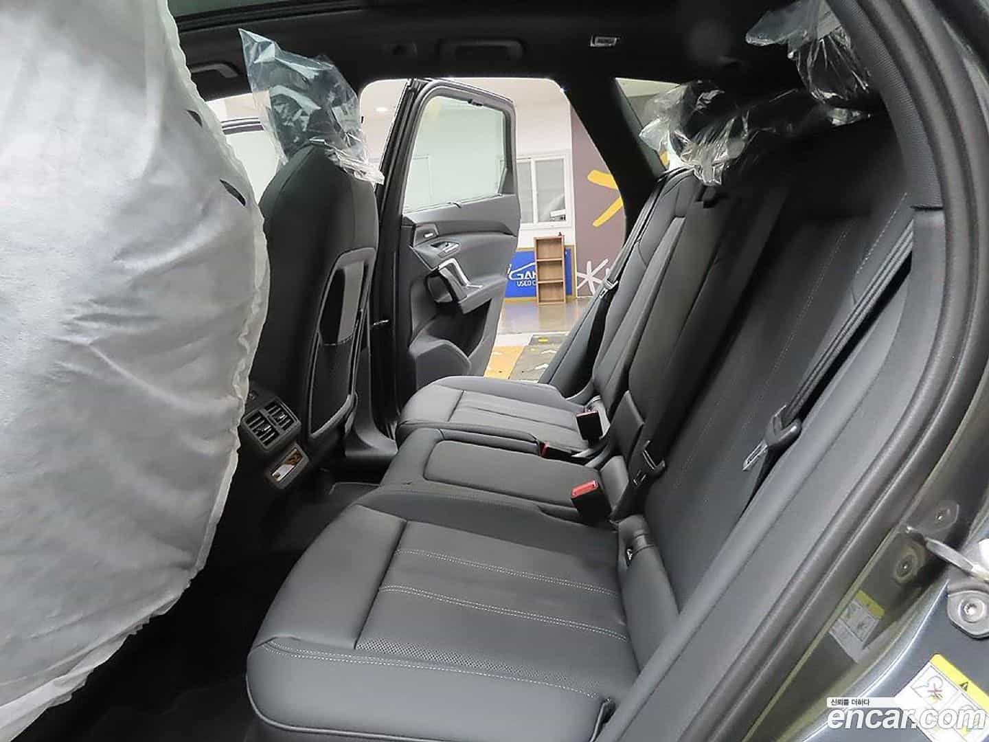 Q5 Audi 2025.11-INNER-010