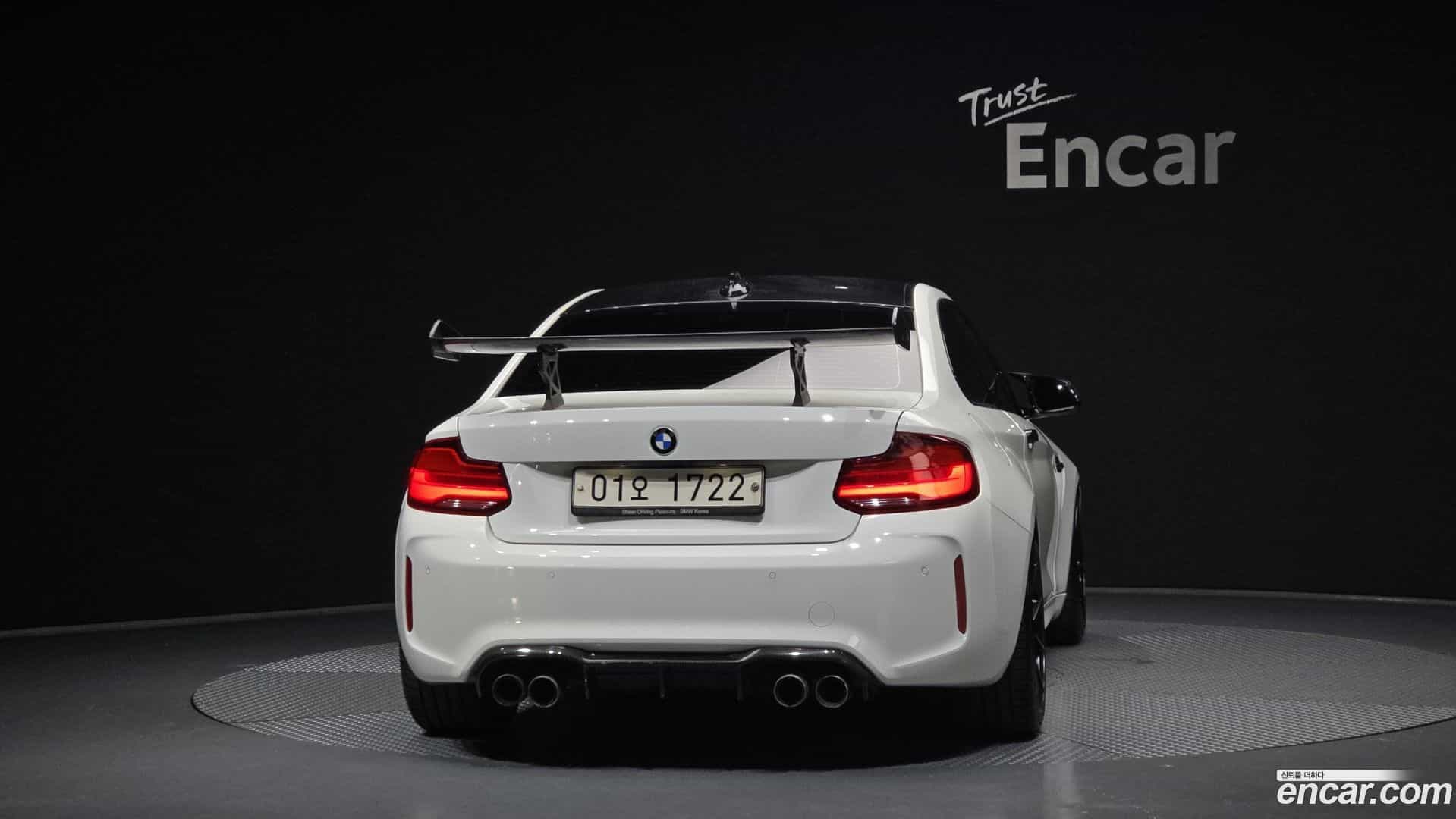 M2 BMW 2017.11-OUTER-004
