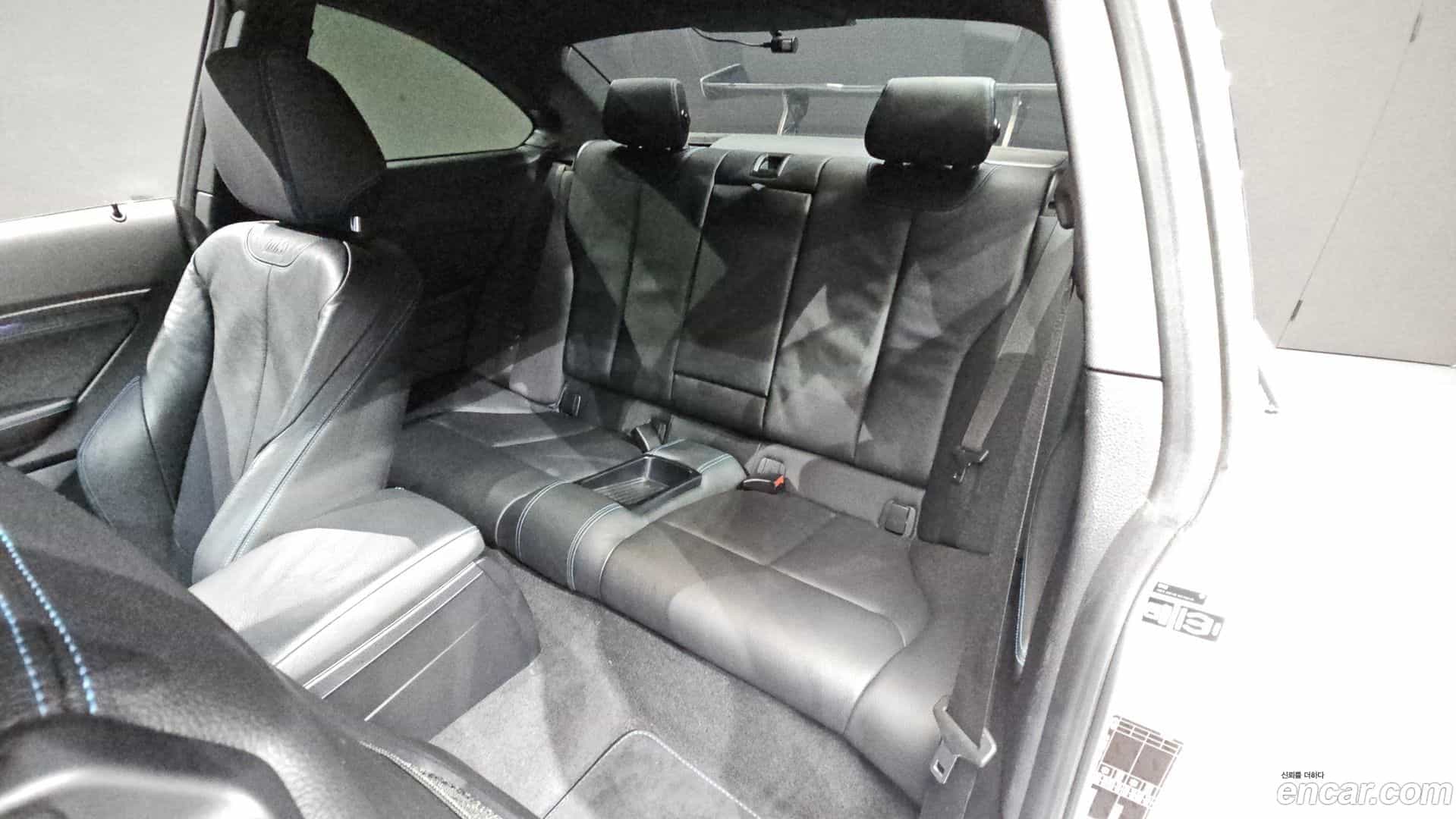 M2 BMW 2017.11-INNER-036