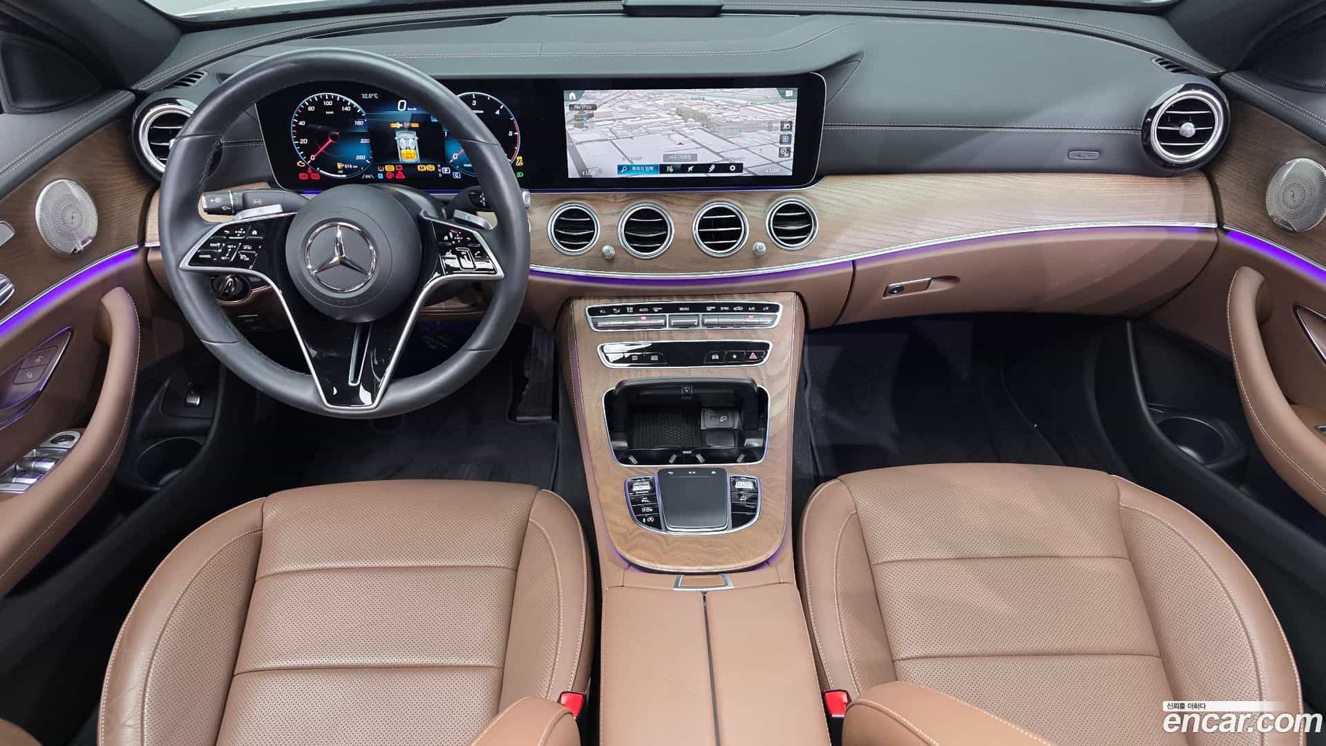E-Class Mercedes-Benz 2023.9-INNER-007