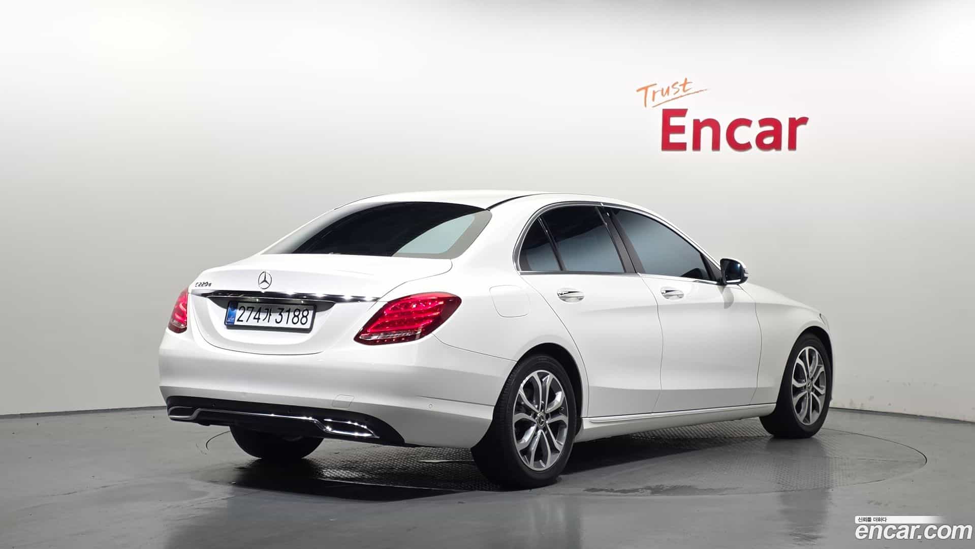 C-Class Mercedes-Benz 2016.3-OUTER-002