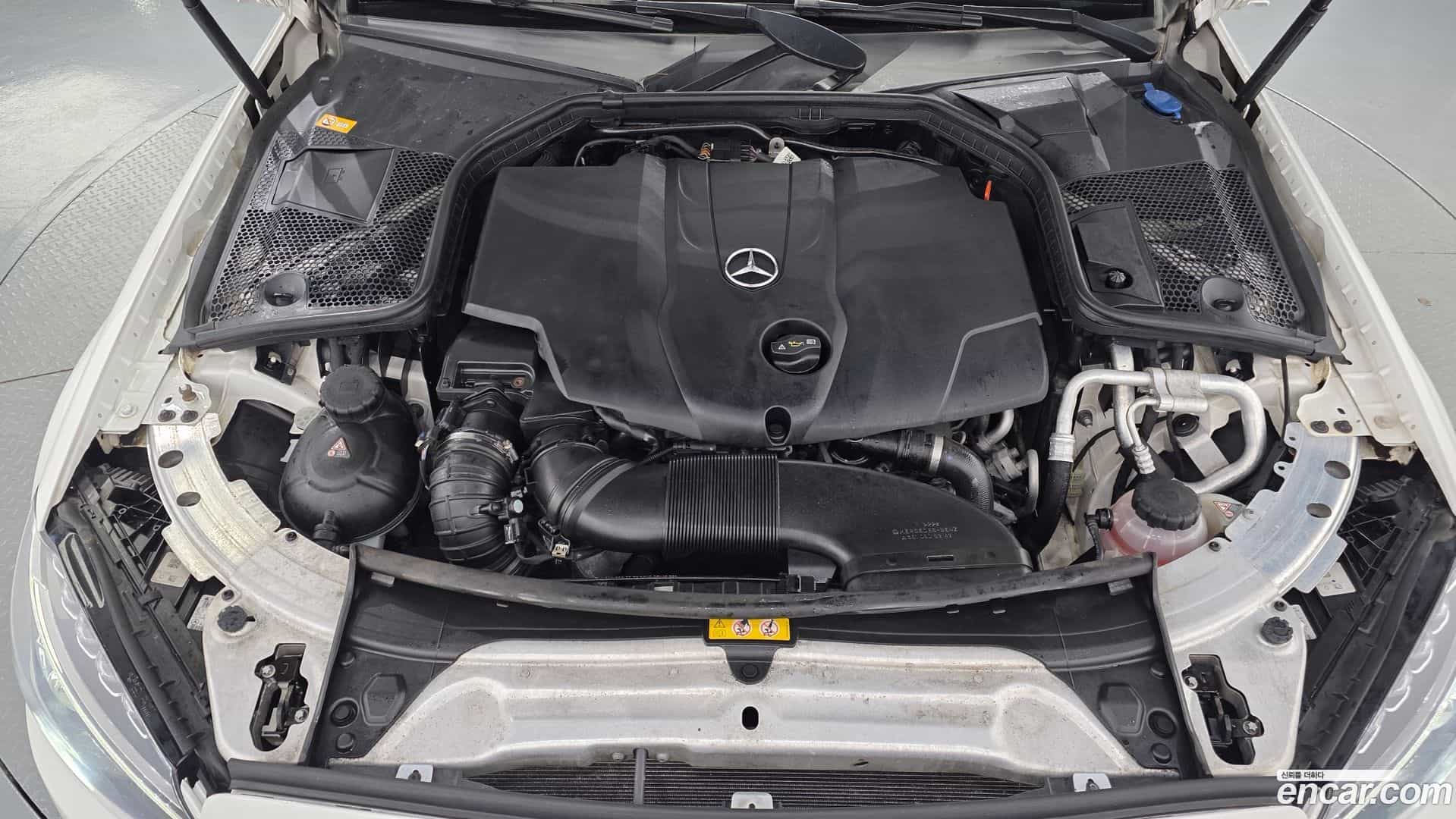 C-Class Mercedes-Benz 2016.3-OUTER-006