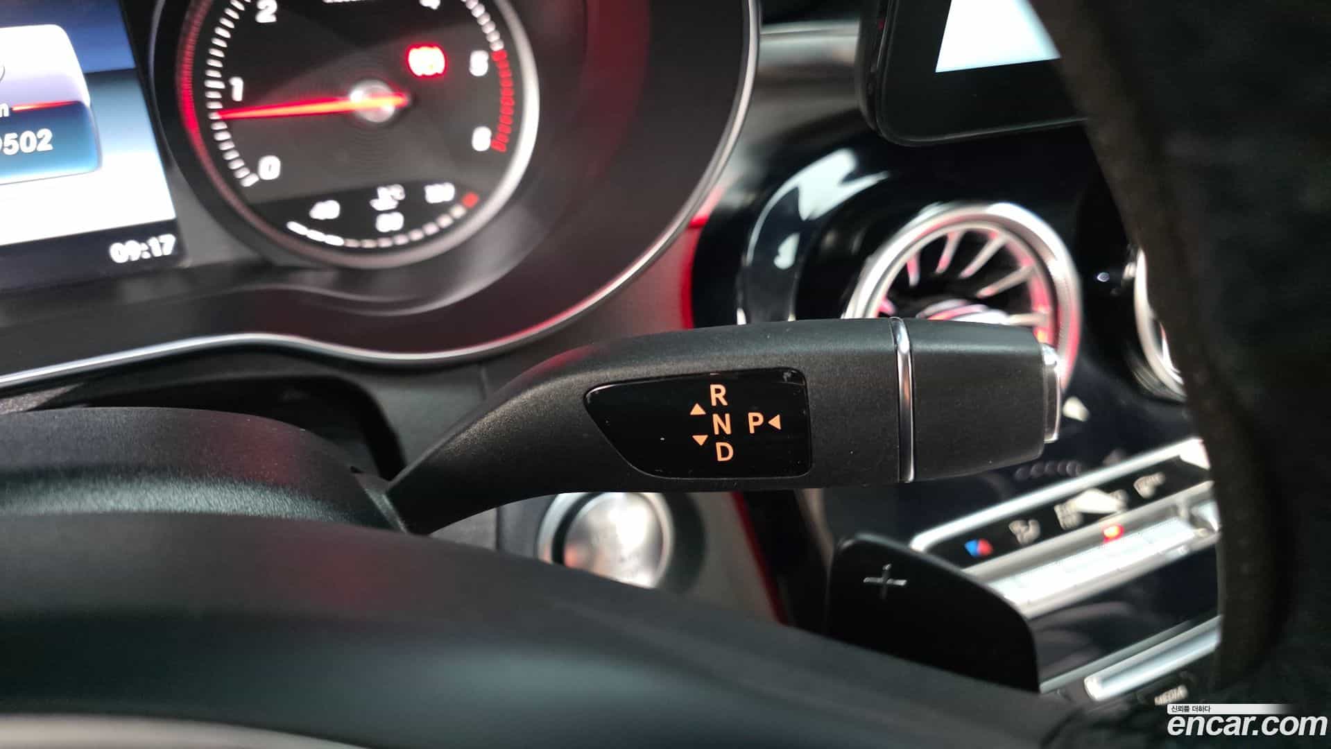 C-Class Mercedes-Benz 2016.3-INNER-009