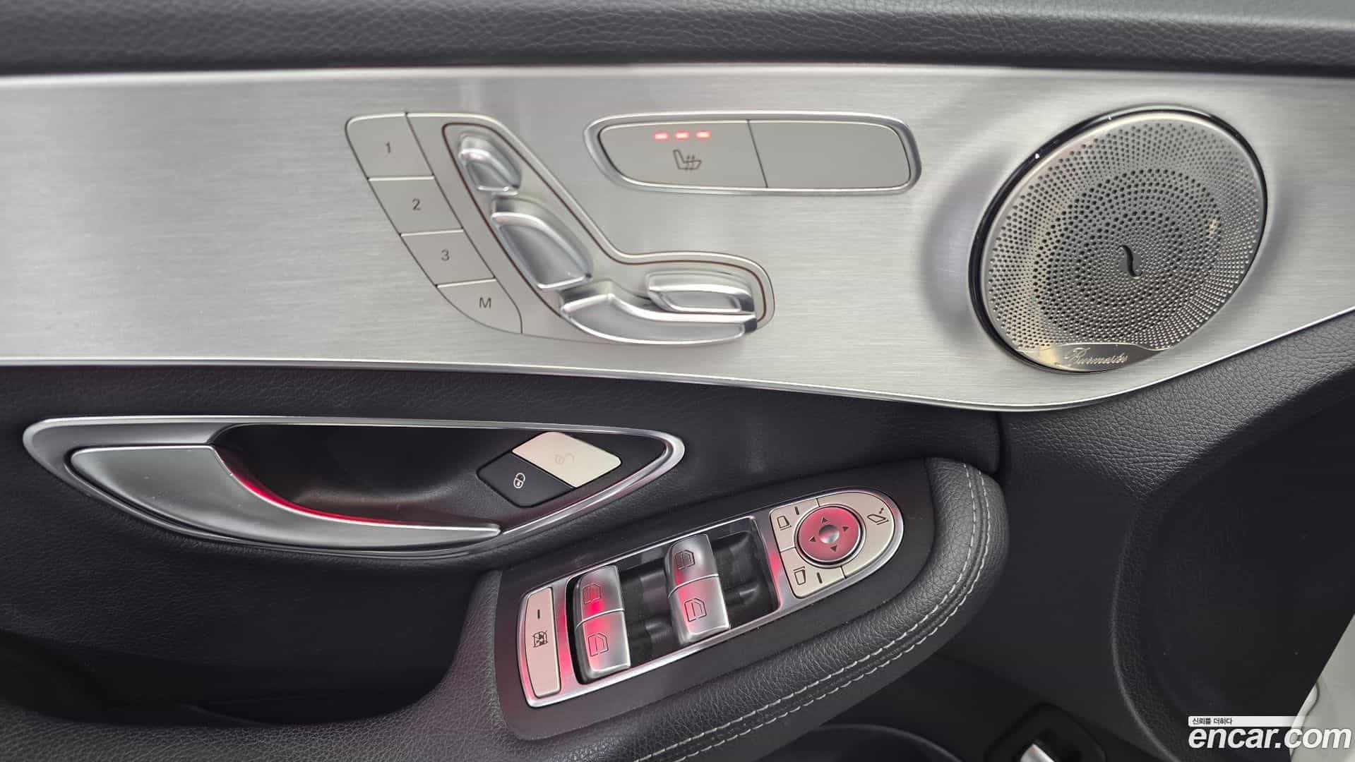 C-Class Mercedes-Benz 2016.3-OPTION-018