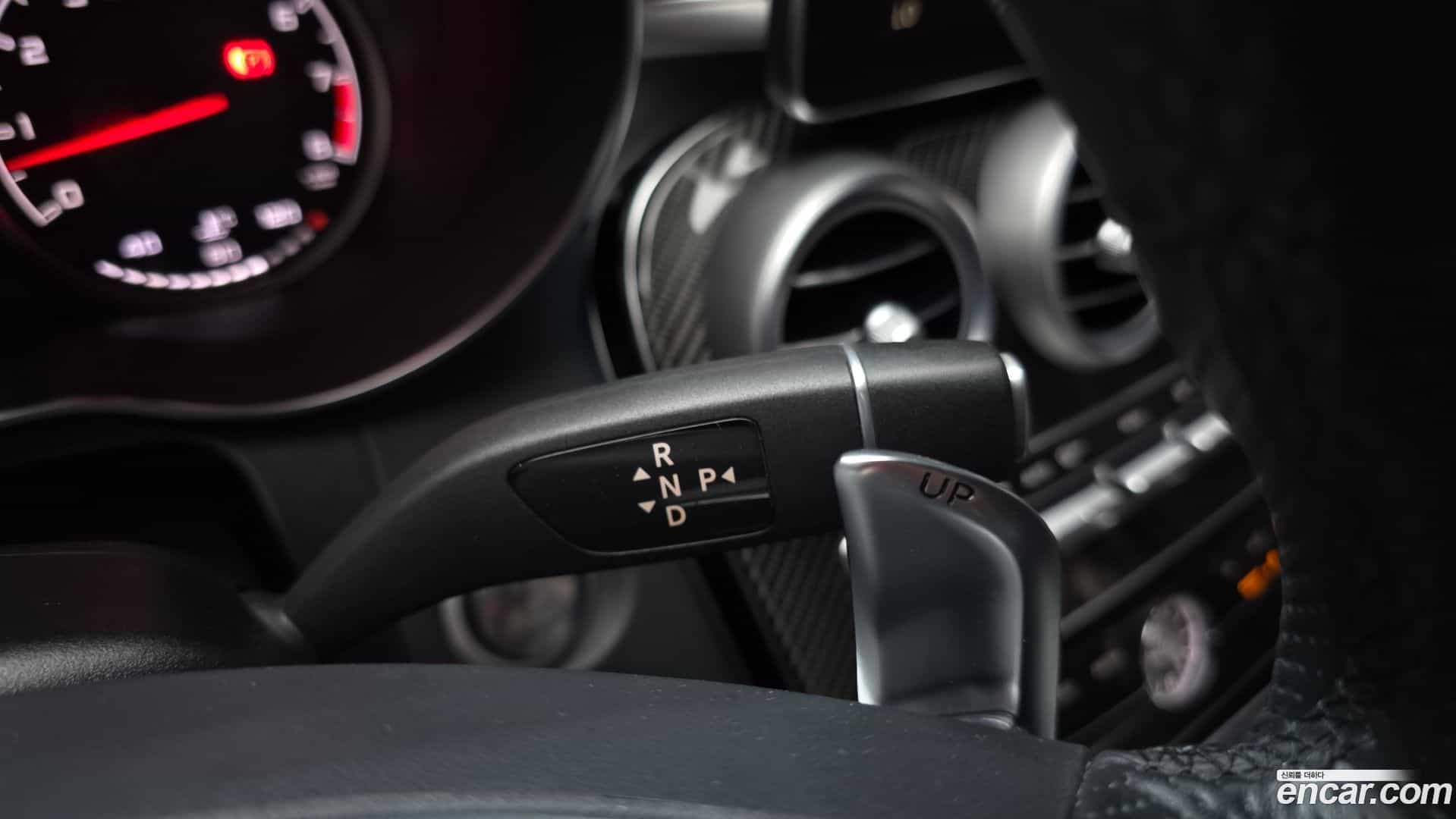C-Class Mercedes-Benz 2017.10-OPTION-024