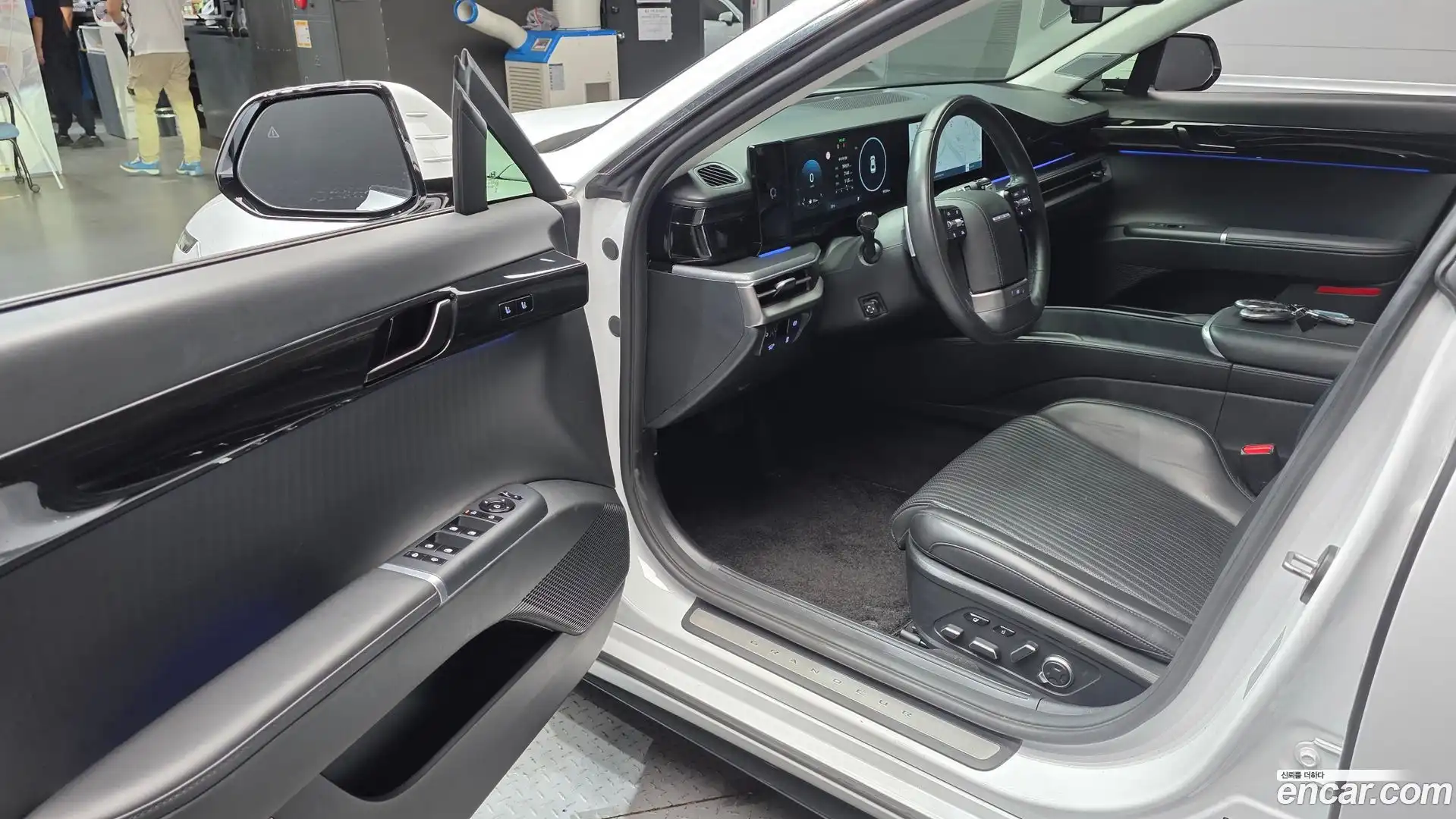 Grandeur Hyundai 2022.11-INNER-010