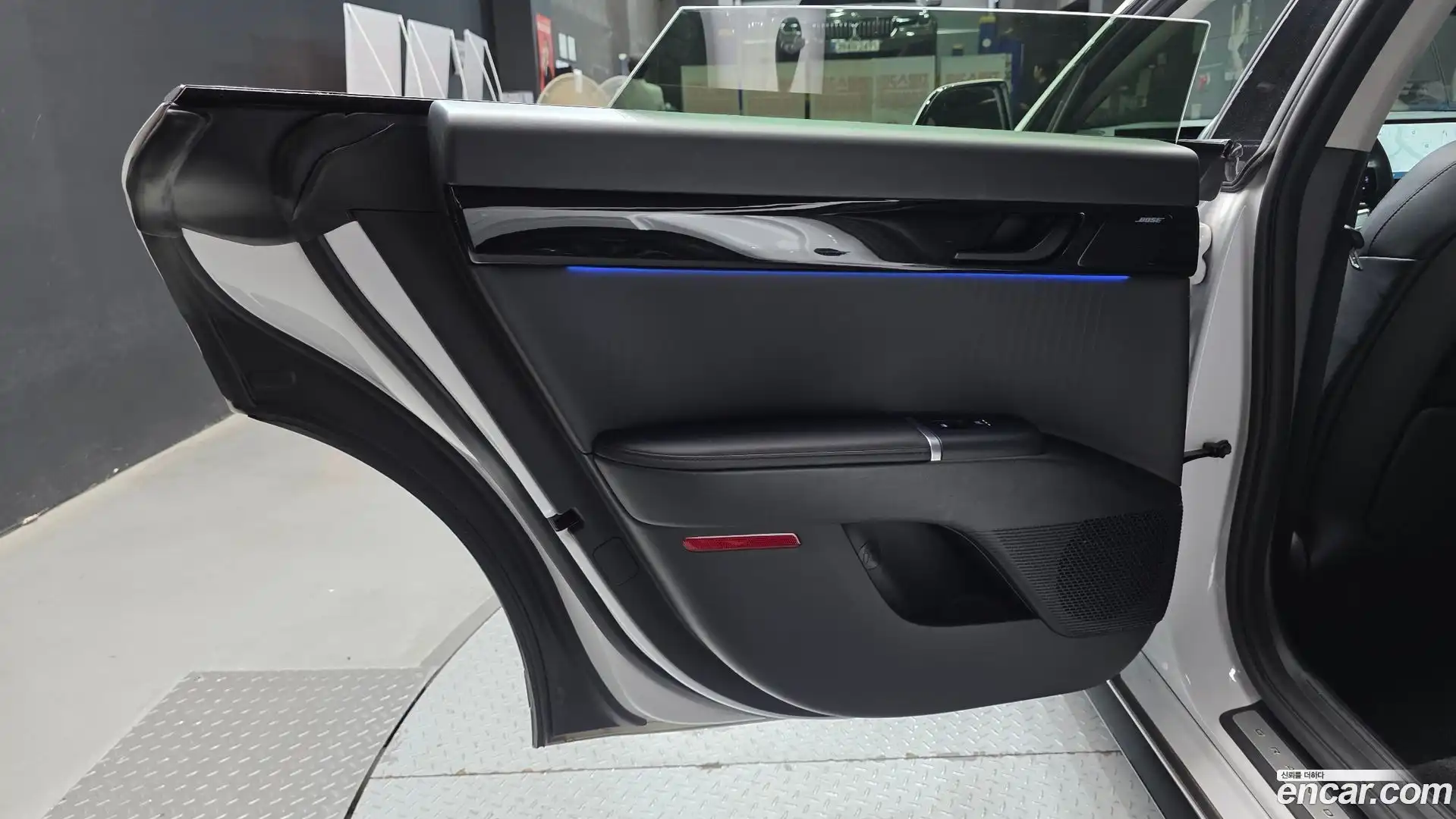Grandeur Hyundai 2022.11-INNER-035