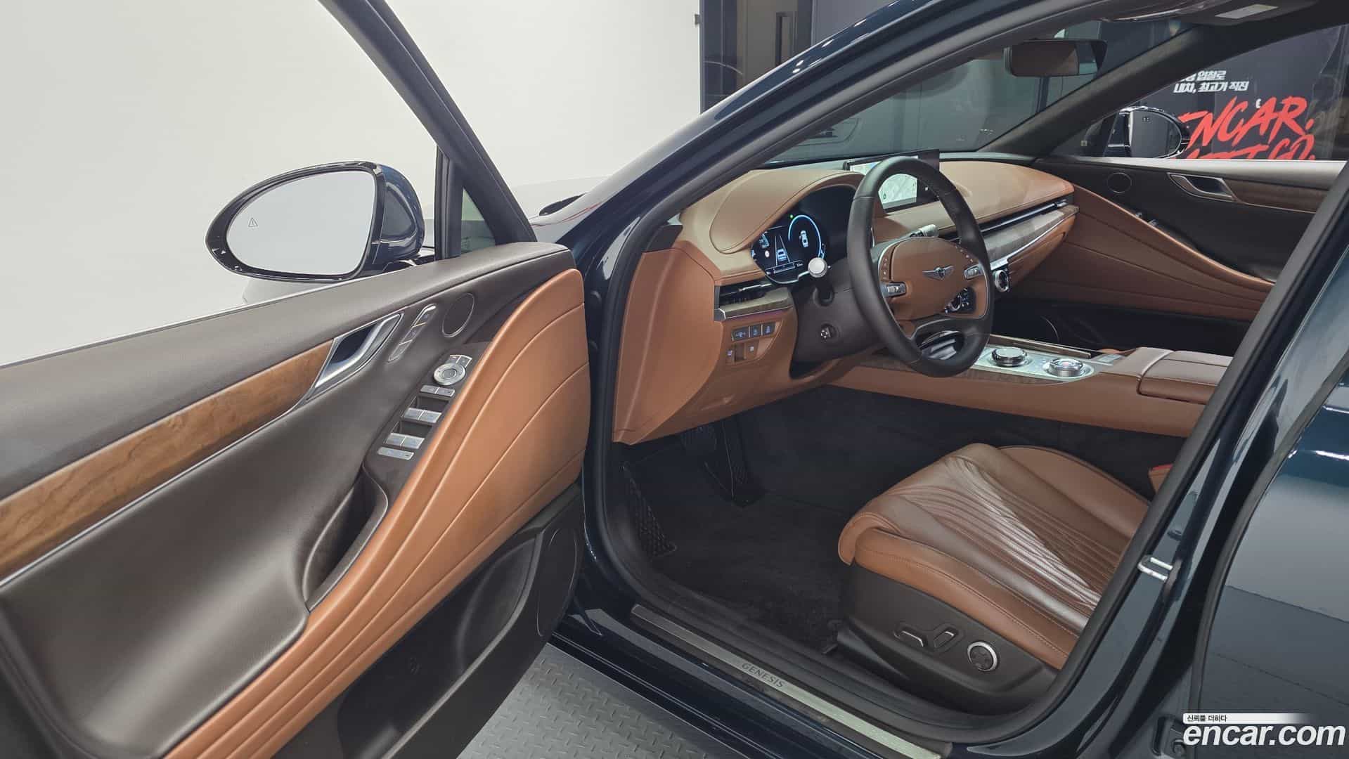 G80 Genesis 2023.2-INNER-010