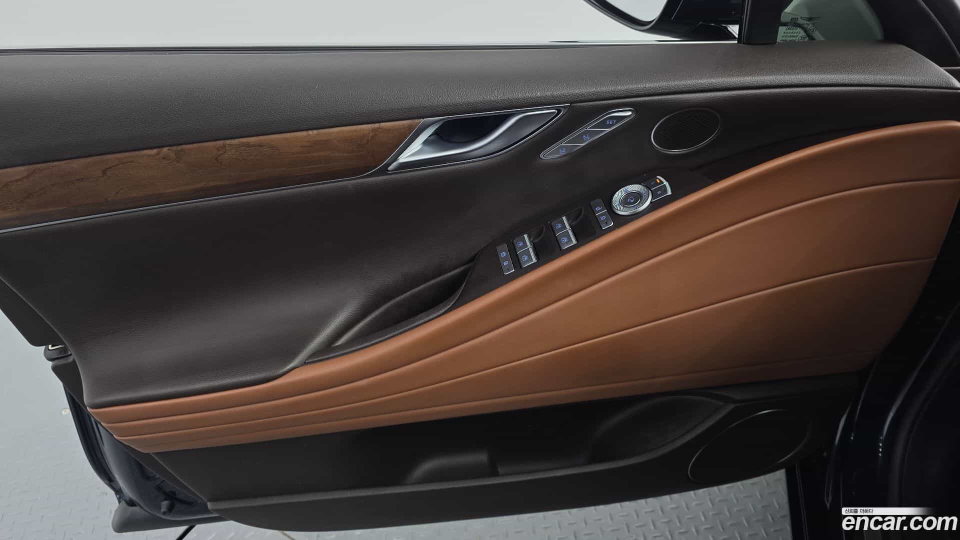 G80 Genesis 2023.2-INNER-034