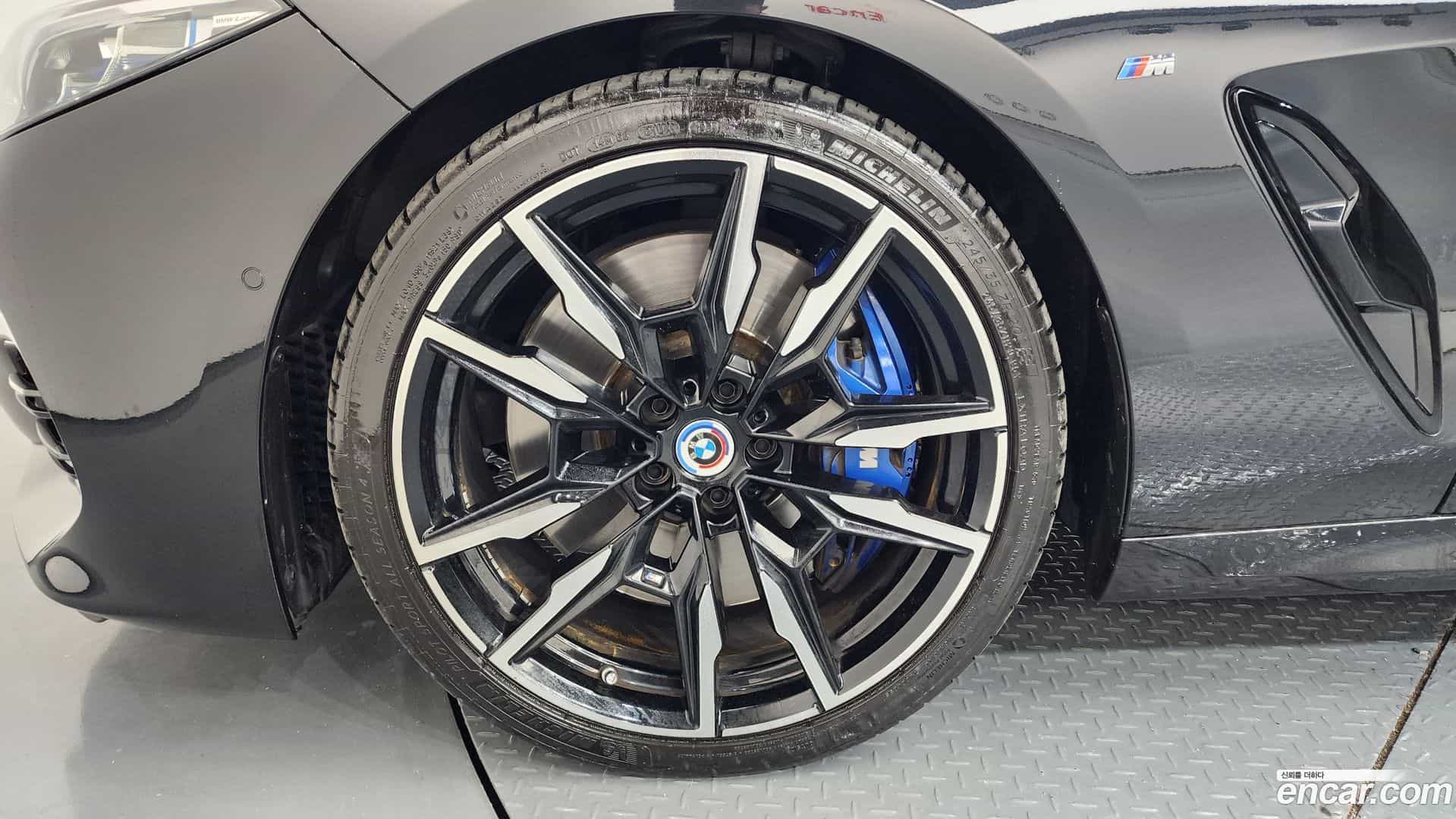 8-Series BMW 2022.7-OUTER-005