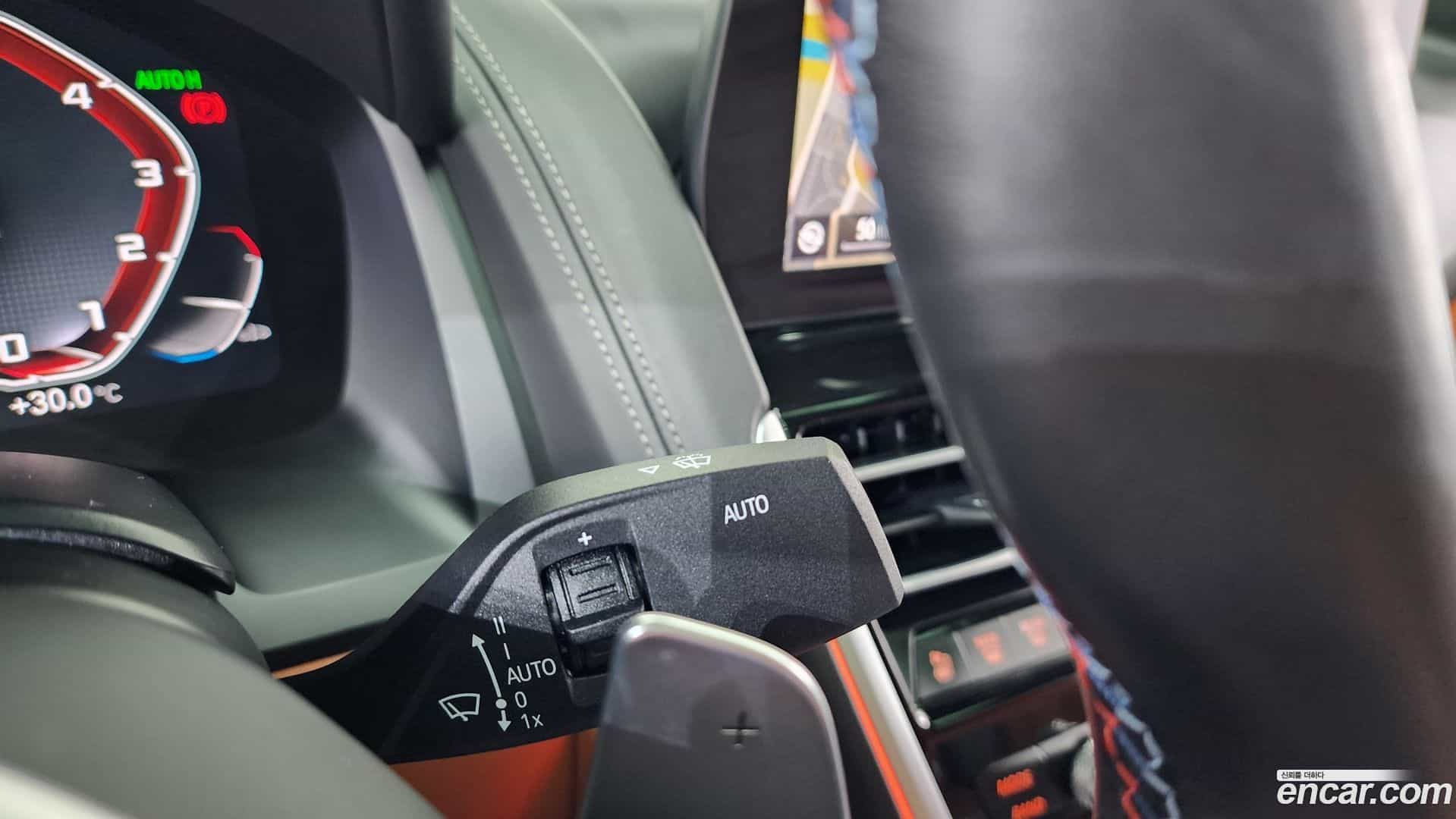 8-Series BMW 2022.7-OPTION-043