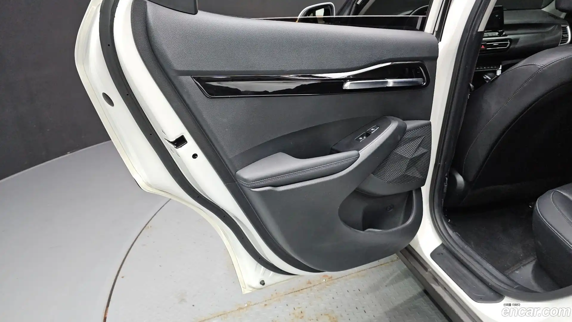 Seltos Kia 2022.3-INNER-035