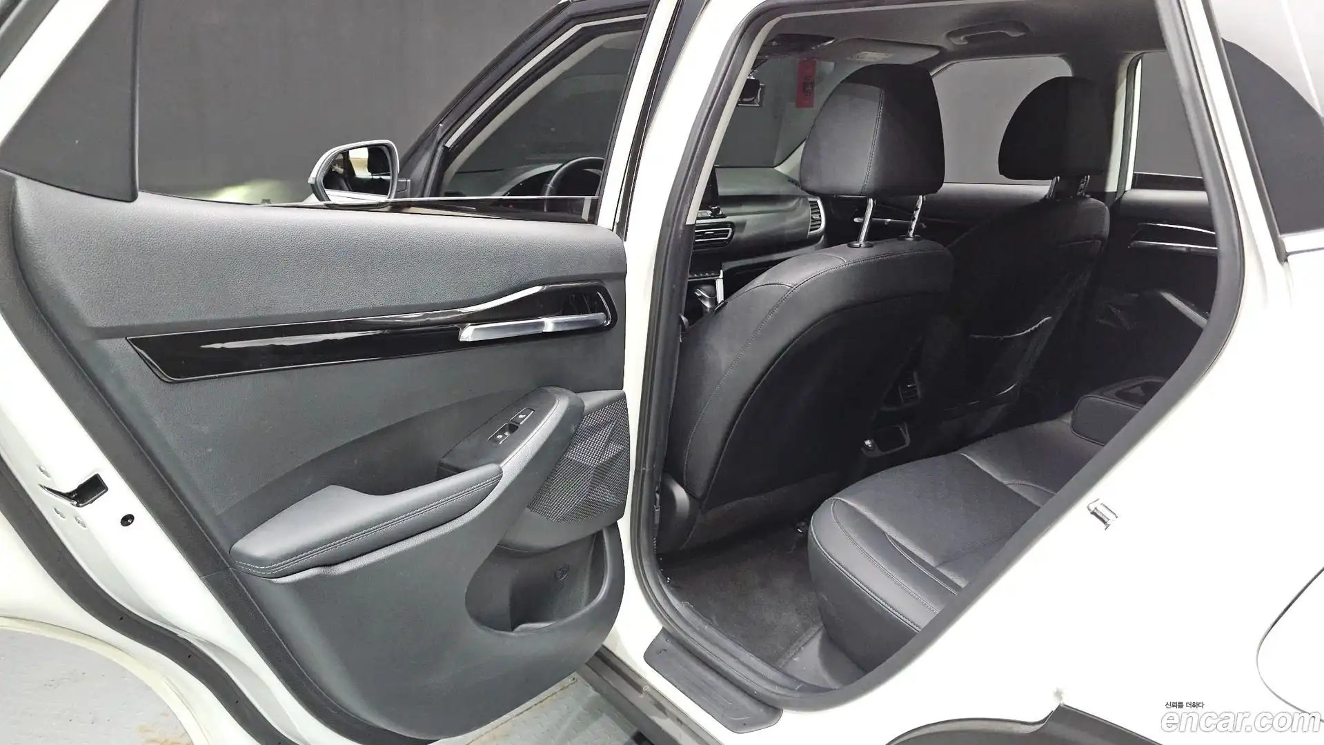Seltos Kia 2022.3-INNER-036