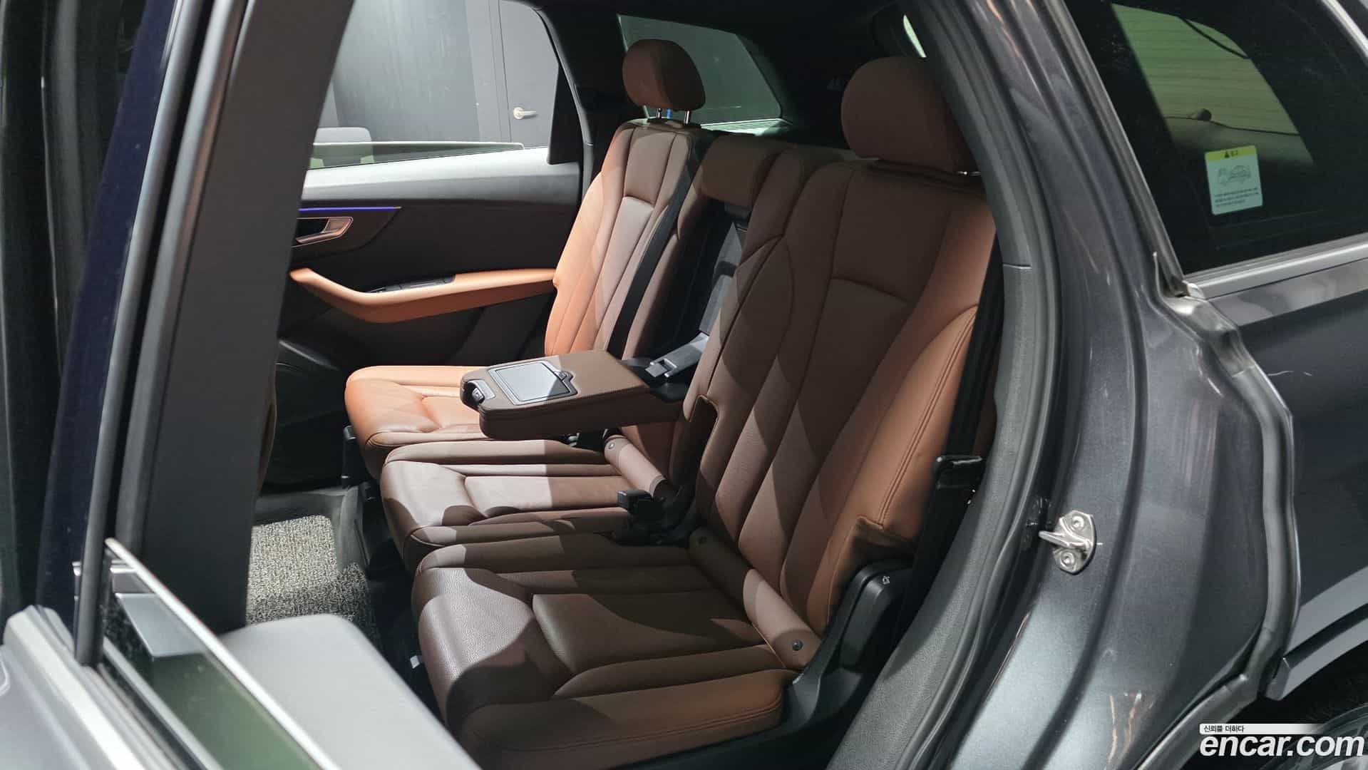 Q7 Audi 2021.5-OPTION-016