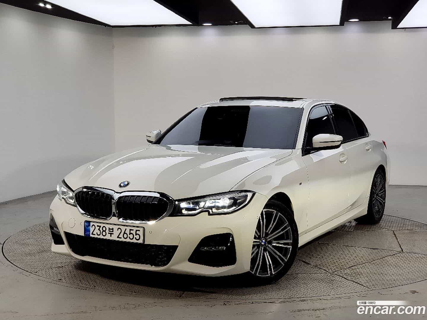 3-Series BMW 2021.4-OUTER-001