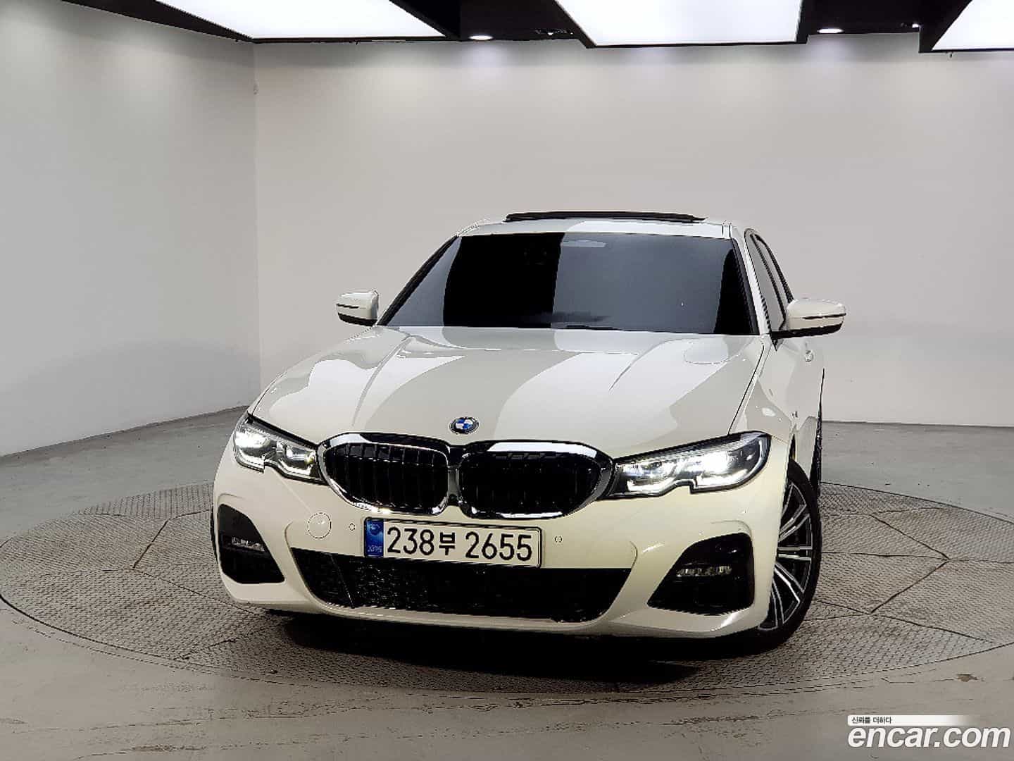 3-Series BMW 2021.4-OUTER-002