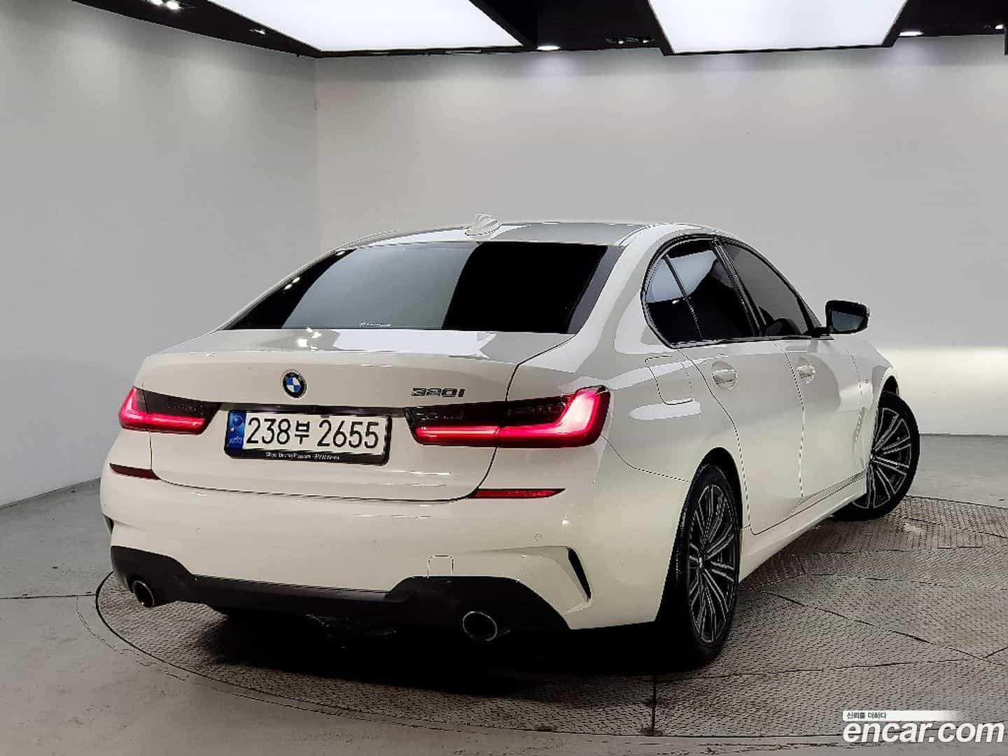 3-Series BMW 2021.4-OUTER-004