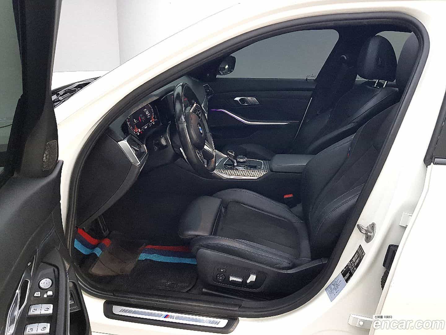 3-Series BMW 2021.4-INNER-008