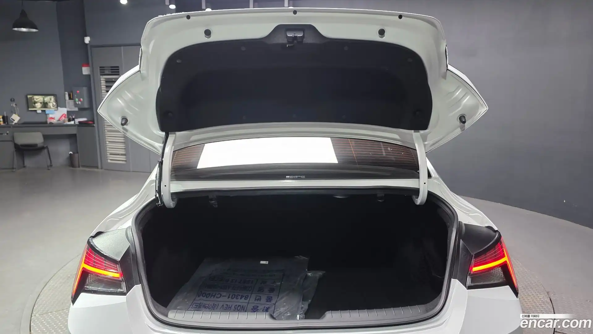 AVANTE Hyundai 2021.8-OPTION-024