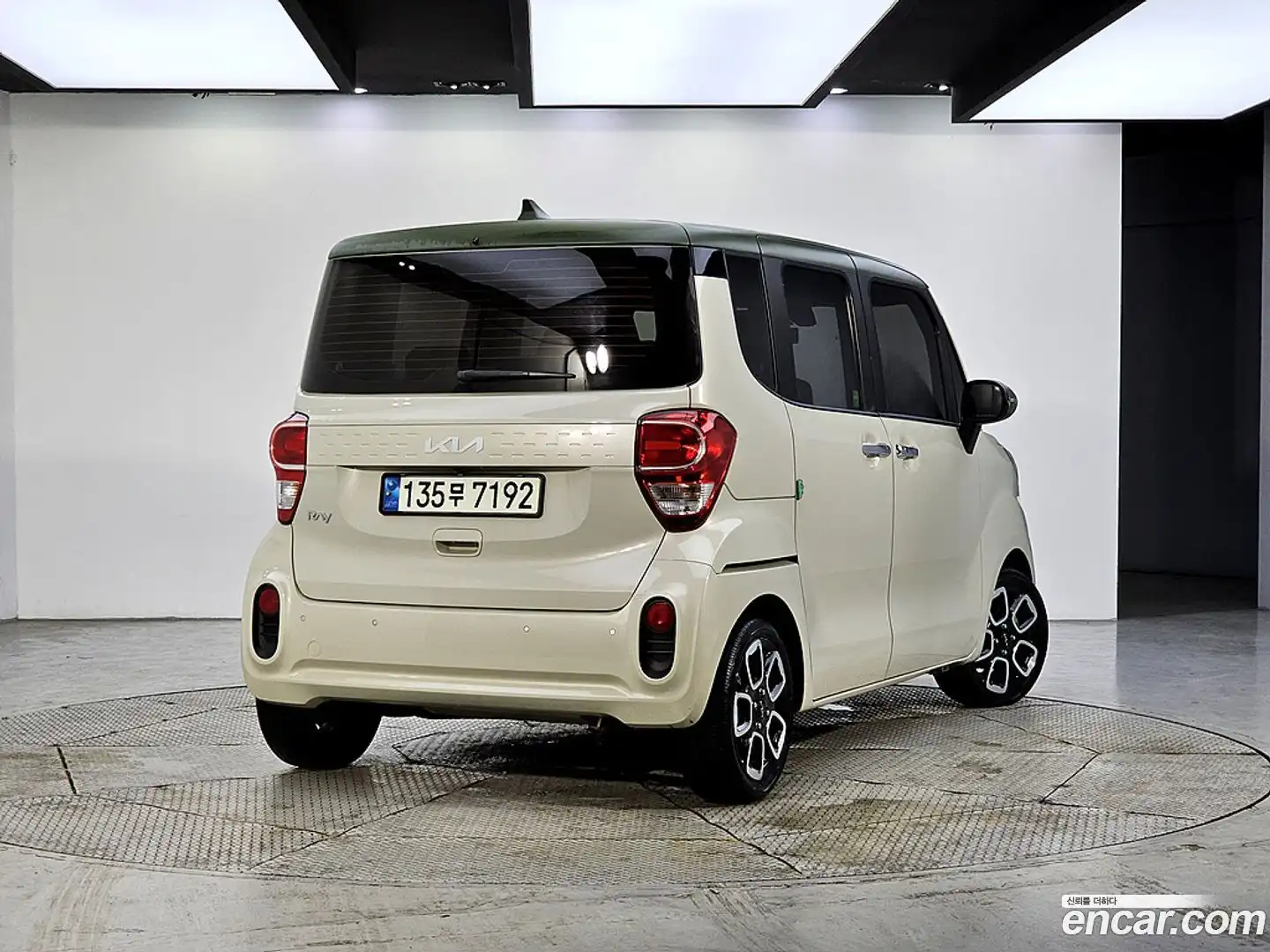RAY Kia 2021.11-OUTER-004