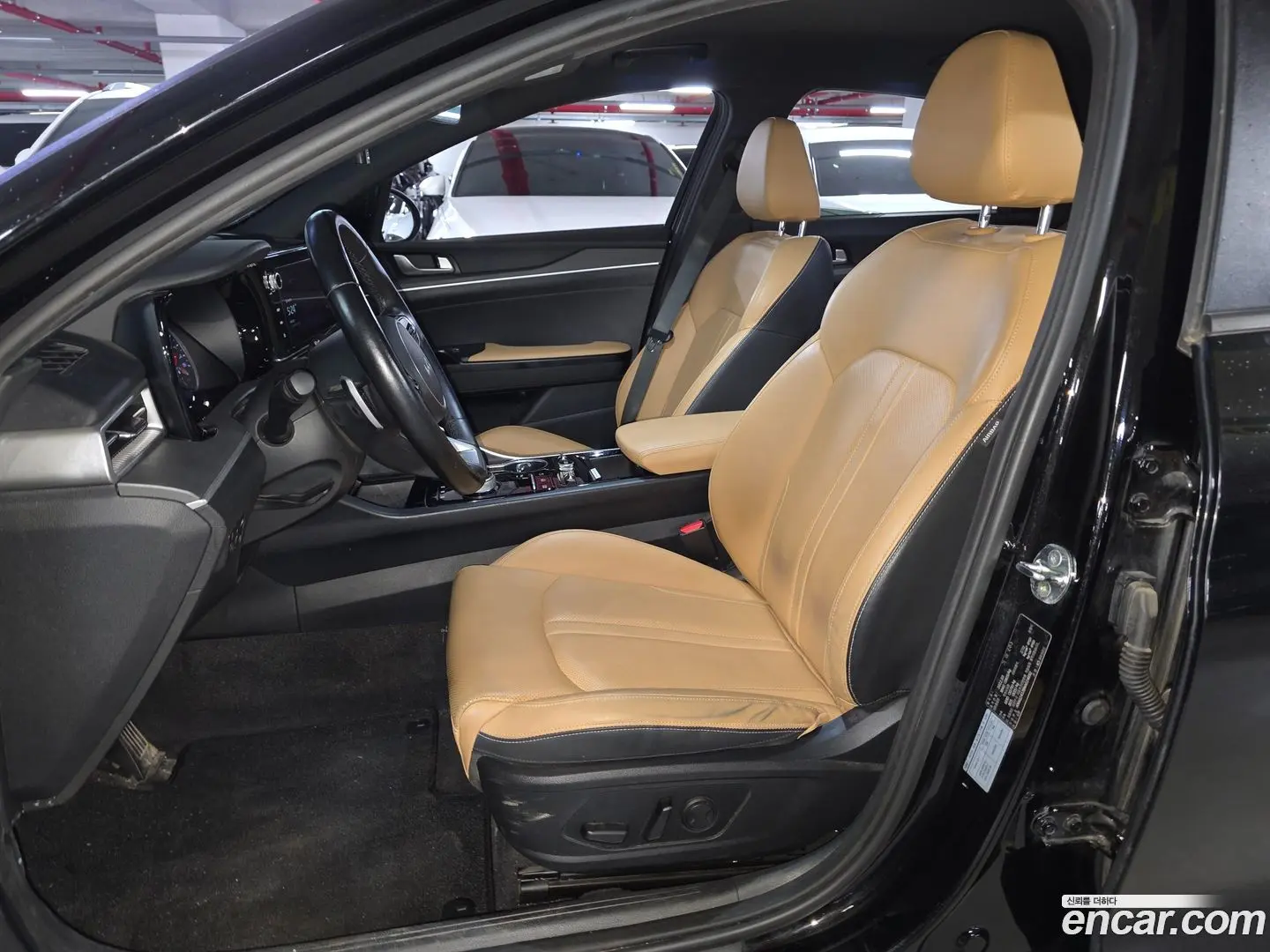 Main__Slider__Photo:K5 Kia 2022.3-0