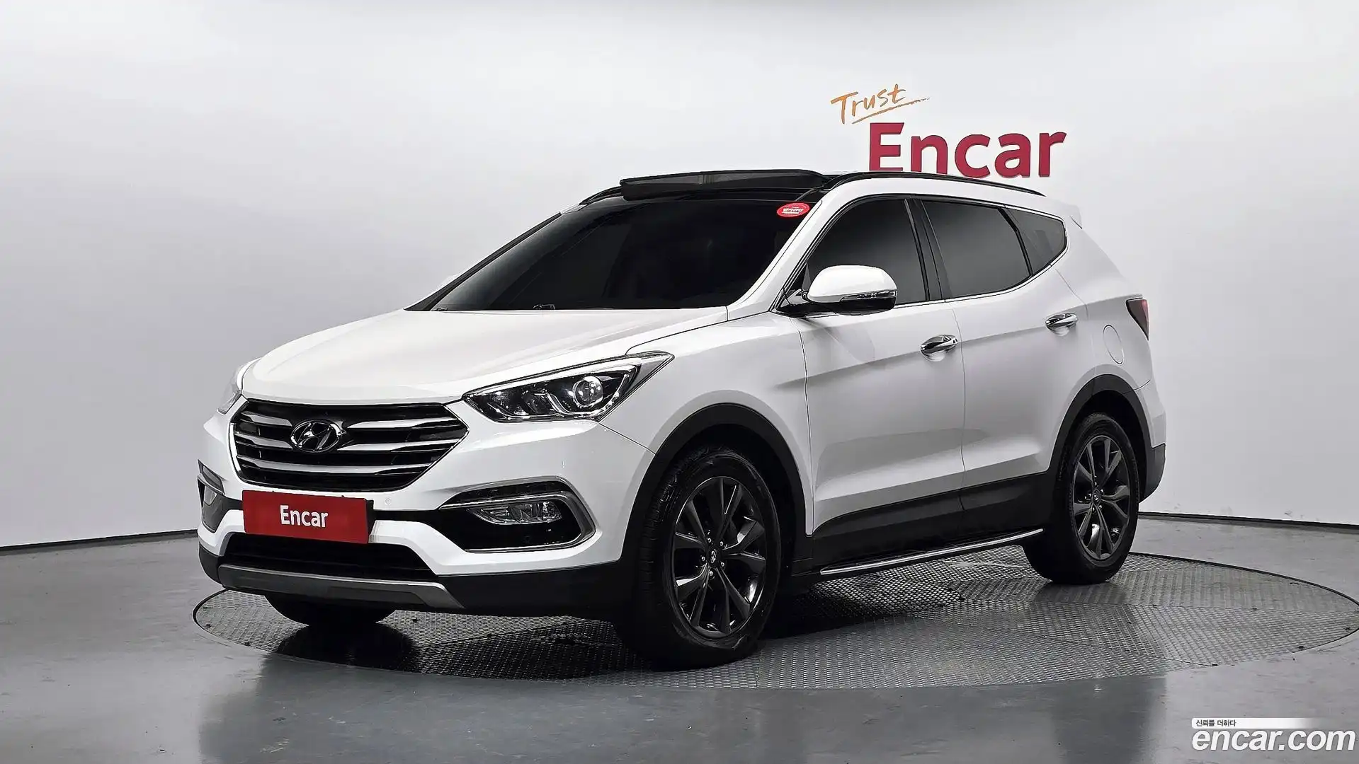 Santafe Hyundai 2016.8-OUTER-001